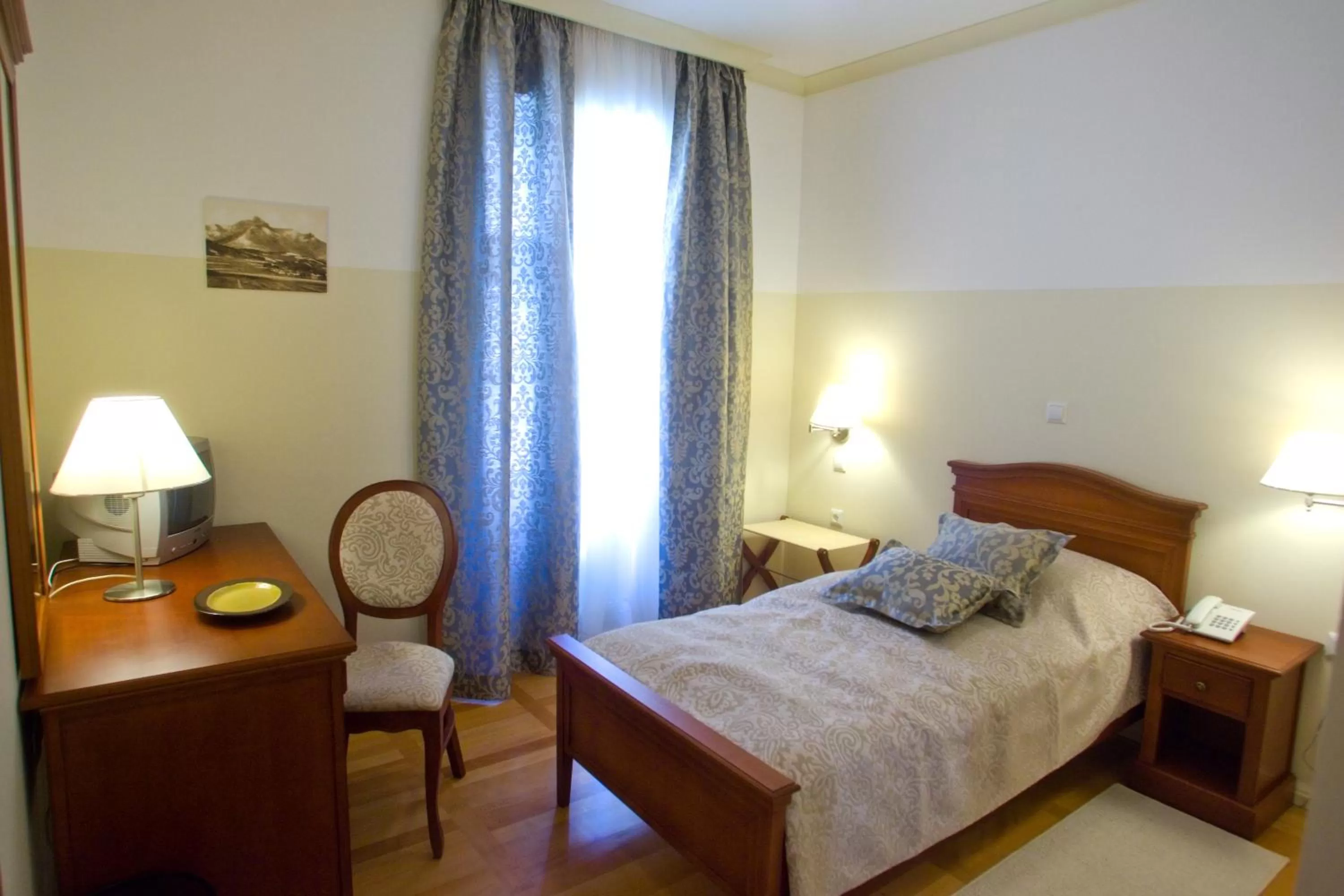 Bedroom, Bed in Heritage Hotel Frankopan