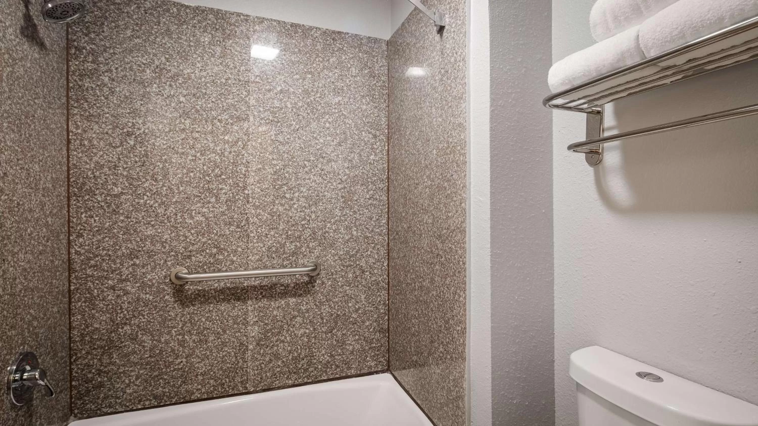 Bathroom in SureStay Plus Hotel by Best Western Hammond