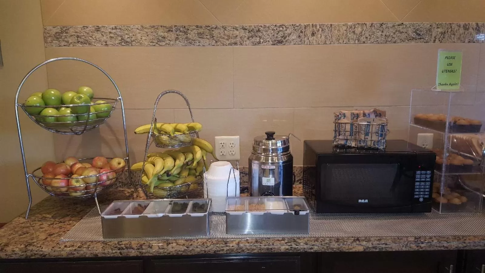 Breakfast in La Quinta by Wyndham Houston Energy Corridor