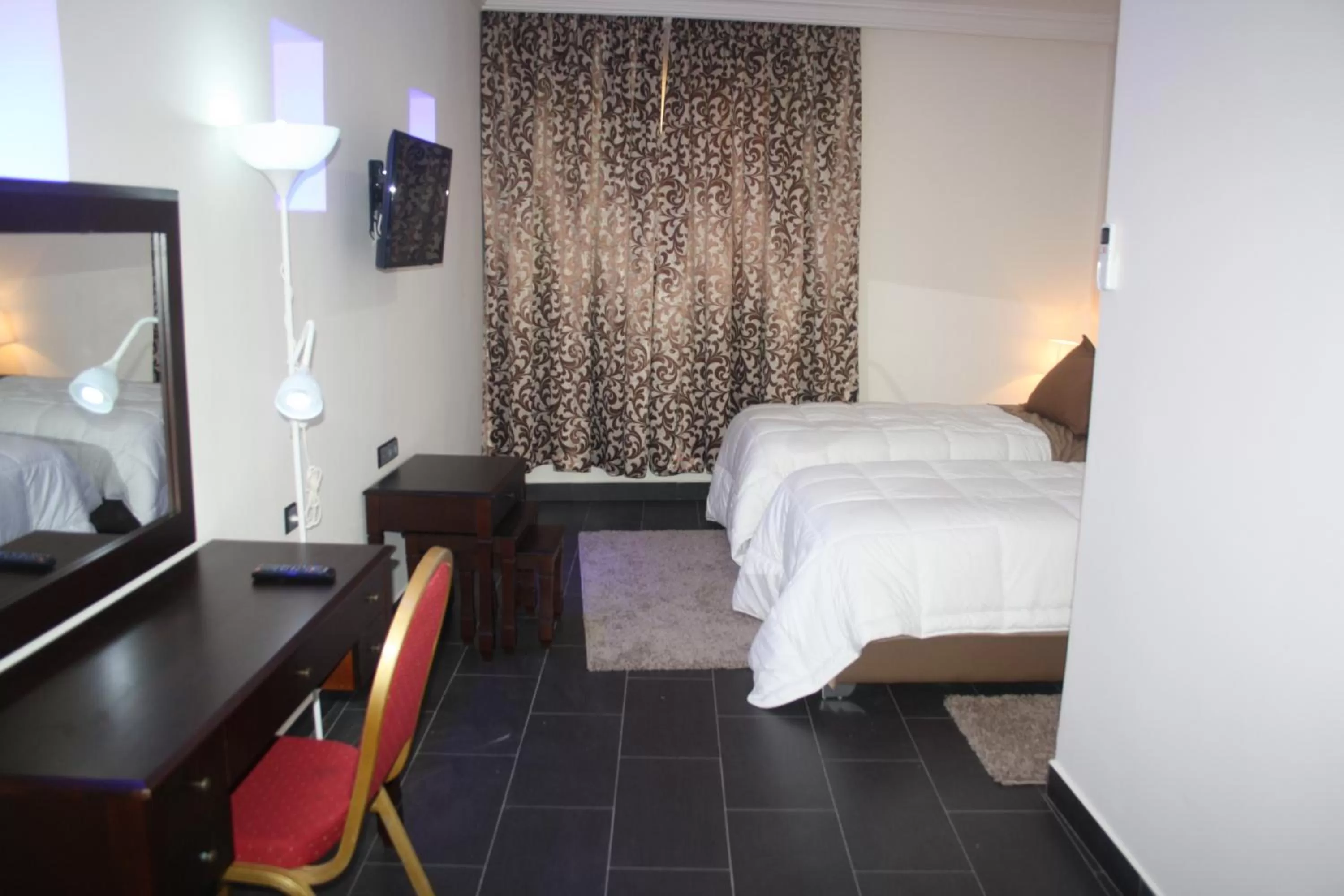 Photo of the whole room, Bed in Hotel Salime Al Khozama