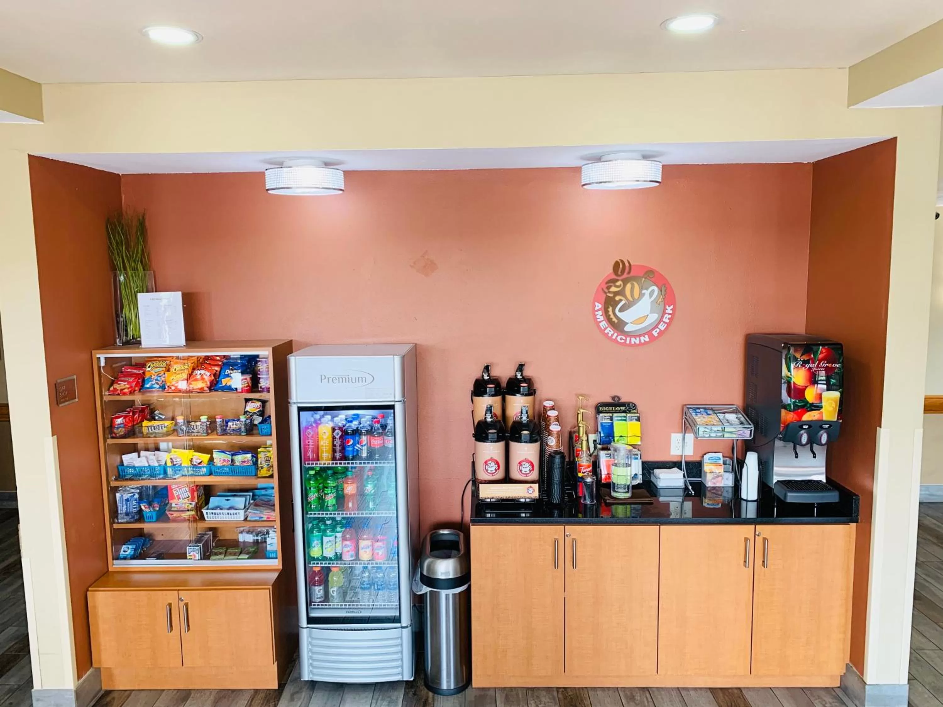 Food and drinks in Comfort Inn & Suites