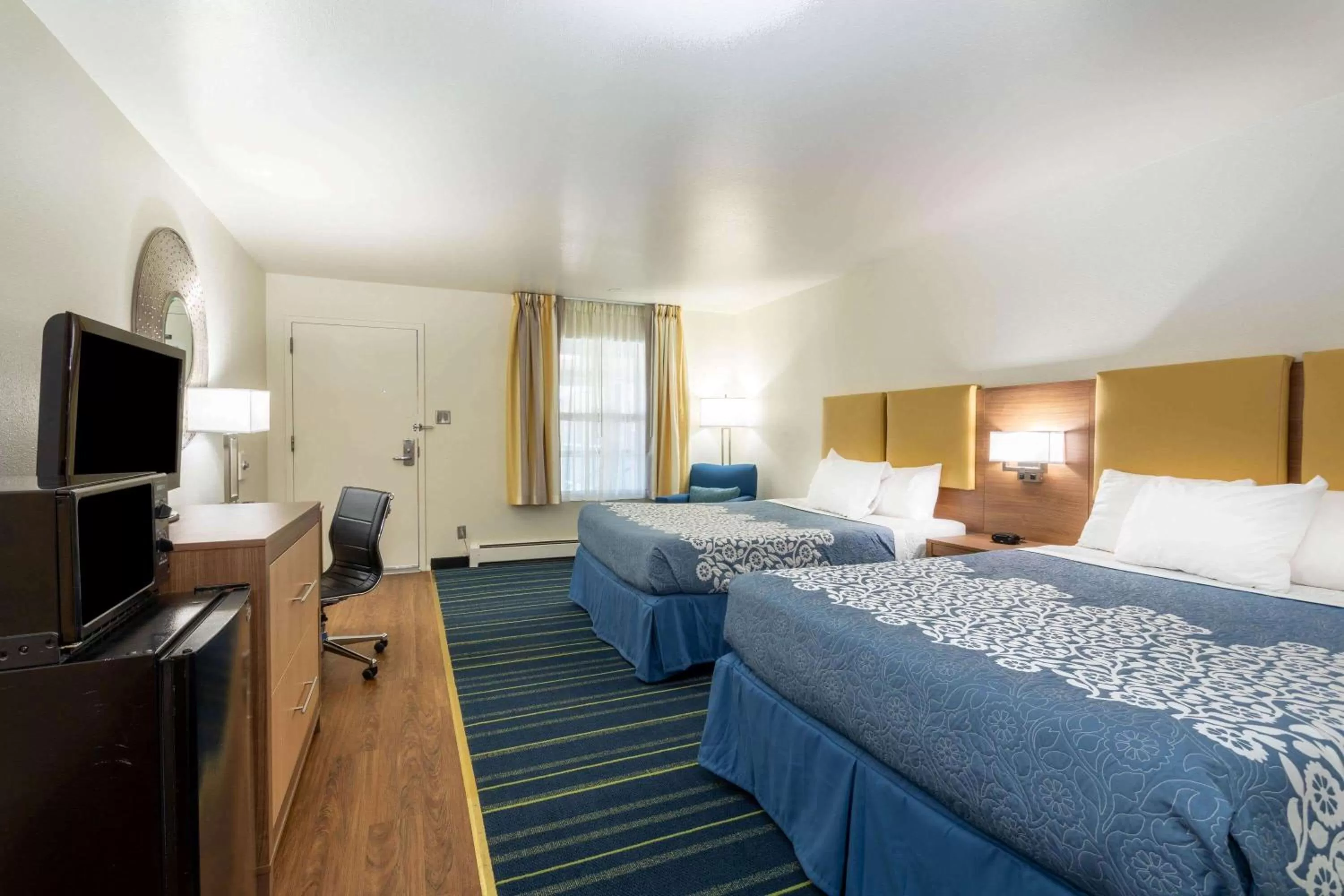 Photo of the whole room in Days Inn by Wyndham Durango