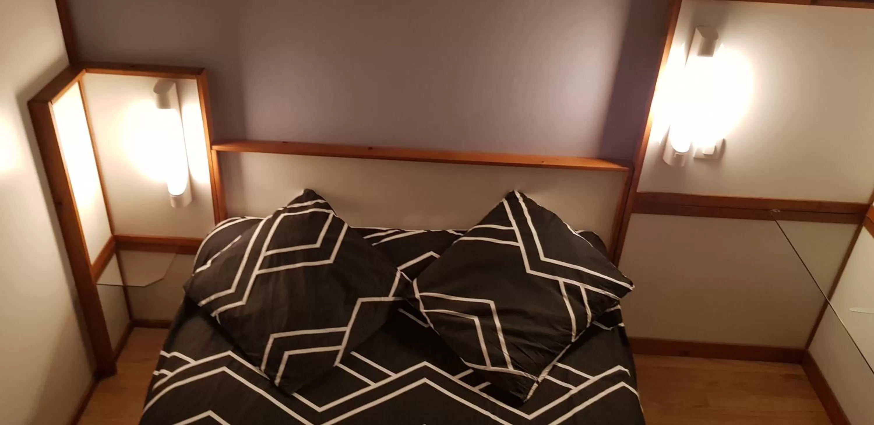 Bed in Hôtel Eco Logis Espace Bellevue