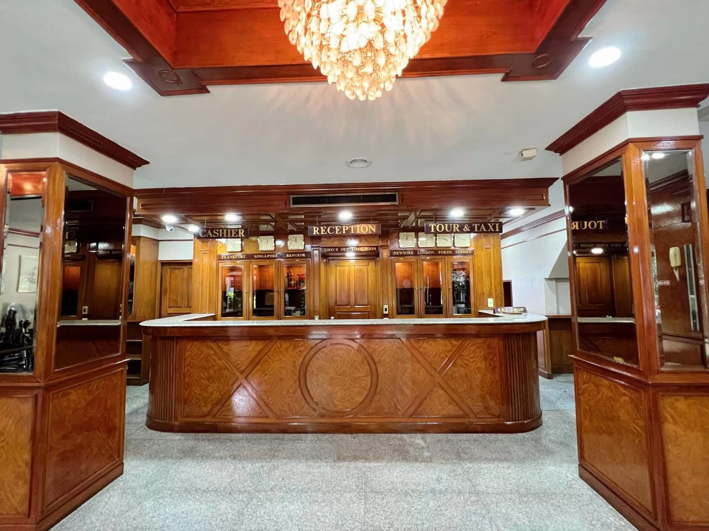 Lobby or reception in The Promenade Bangkok