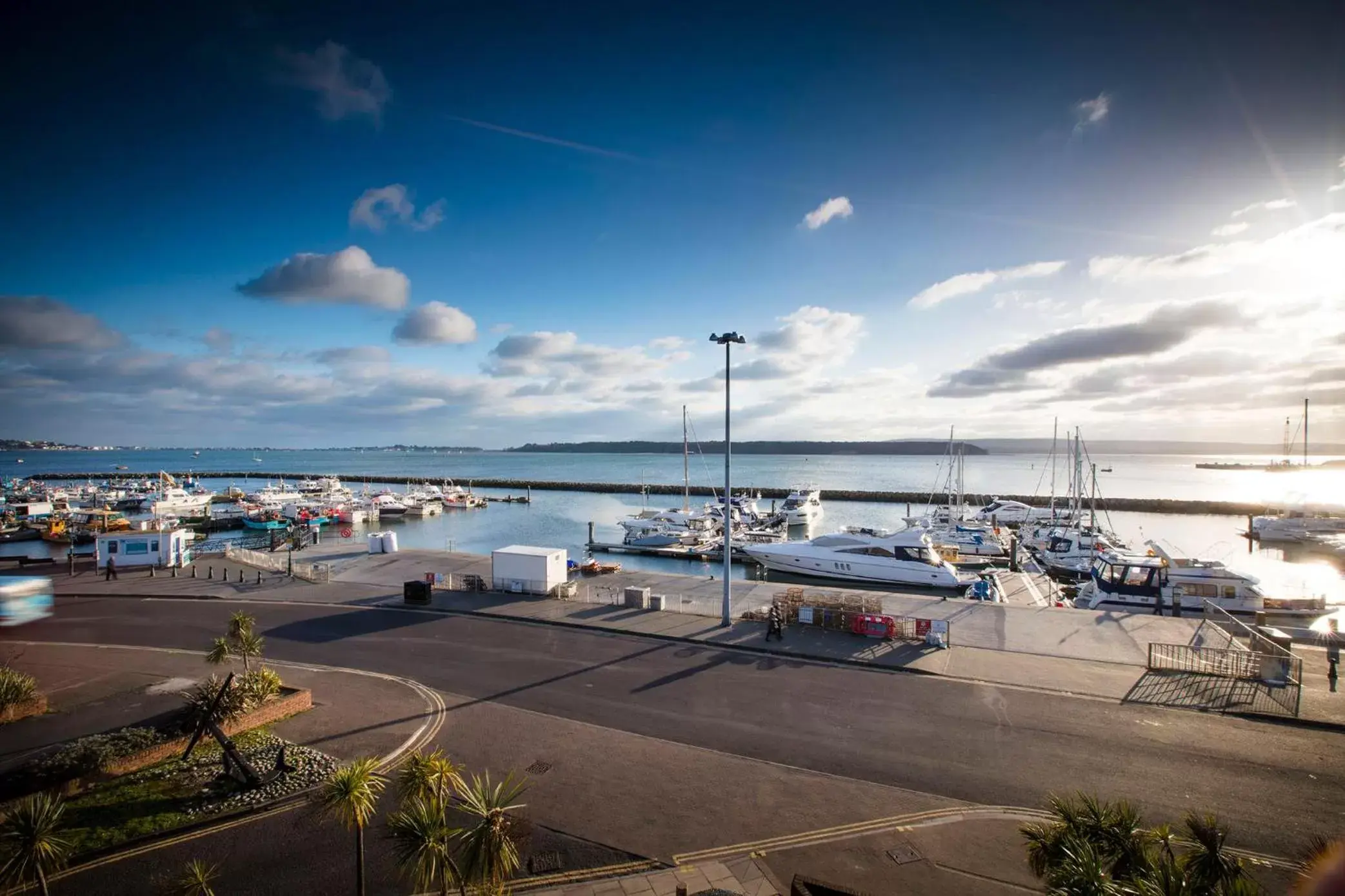 Standard Twin Room with Harbor View in Poole Quay Hotel Standard Twin Room with Harbor View in Poole Quay Hotel