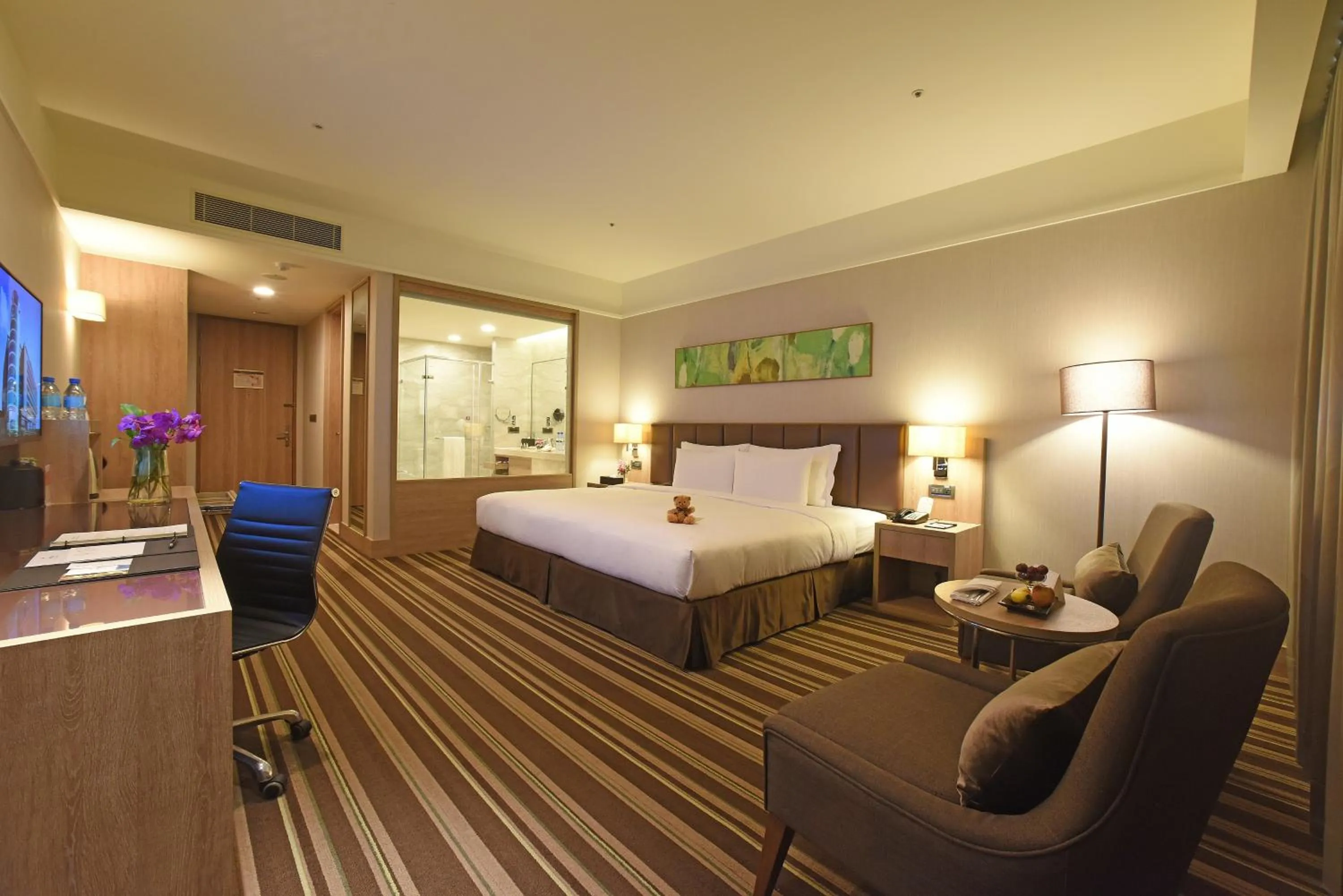 Photo of the whole room, Bed in Fullon Hotel Taoyuan Airport Access MRT A8