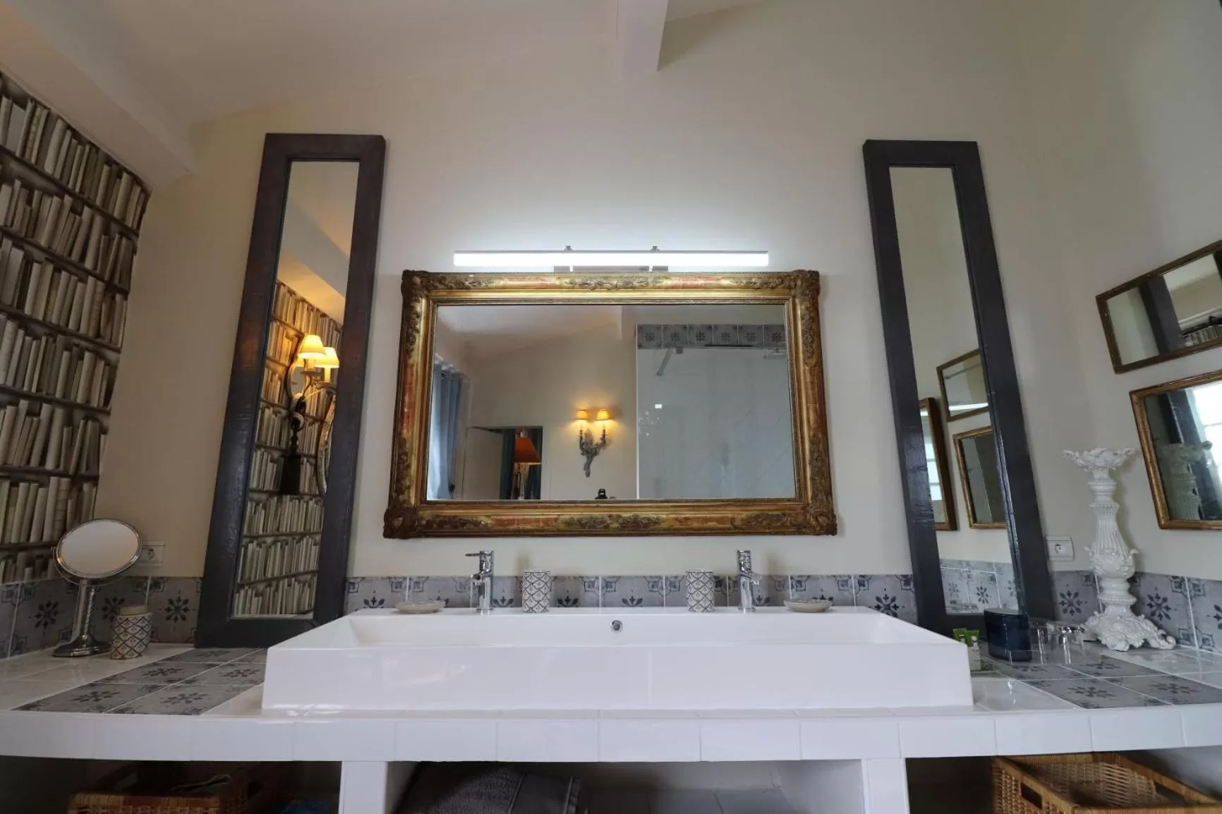 Bathroom in La Maison du Frene