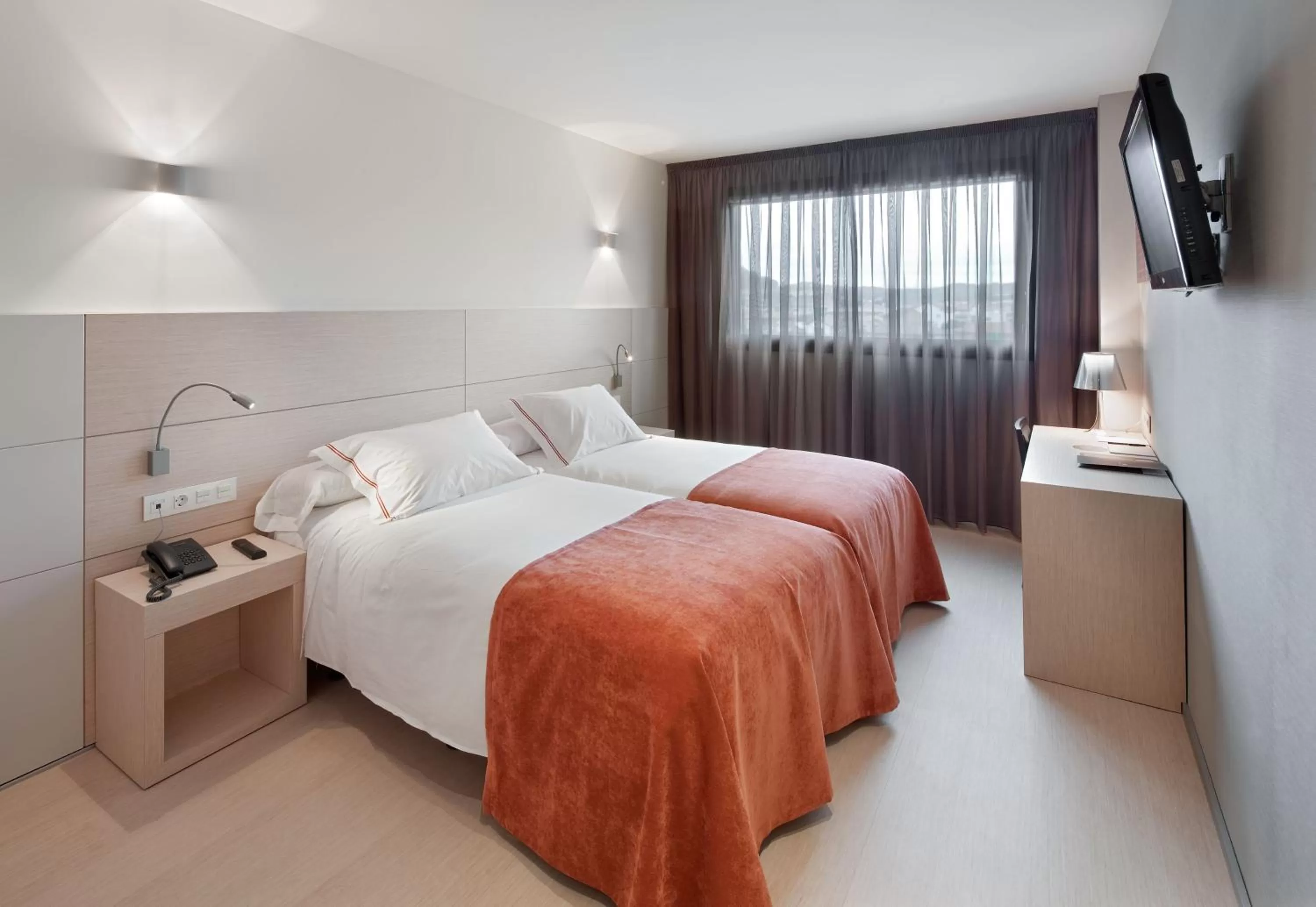 Twin Room in Sercotel Hola Tafalla