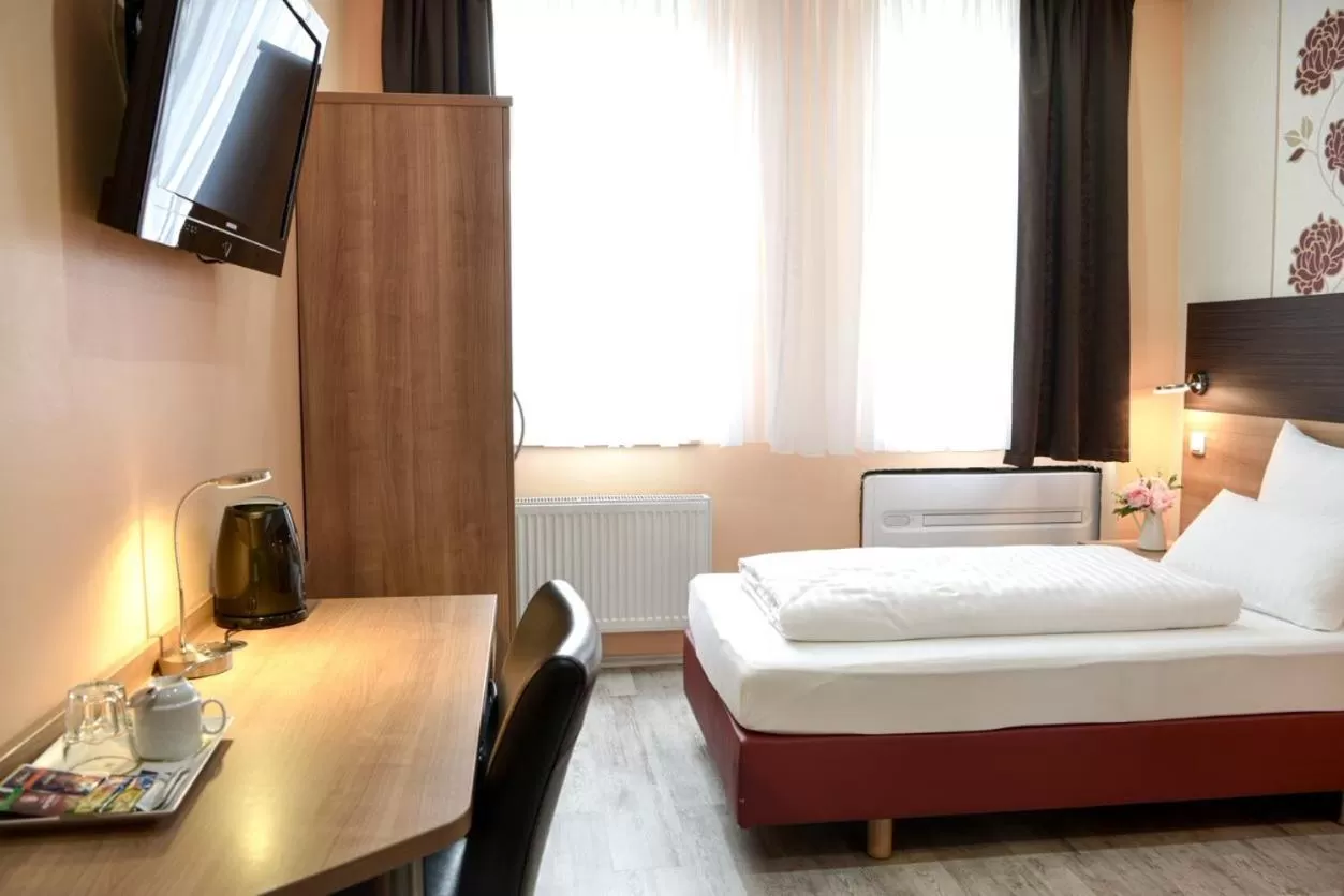 Bed in Hotel City Panorama