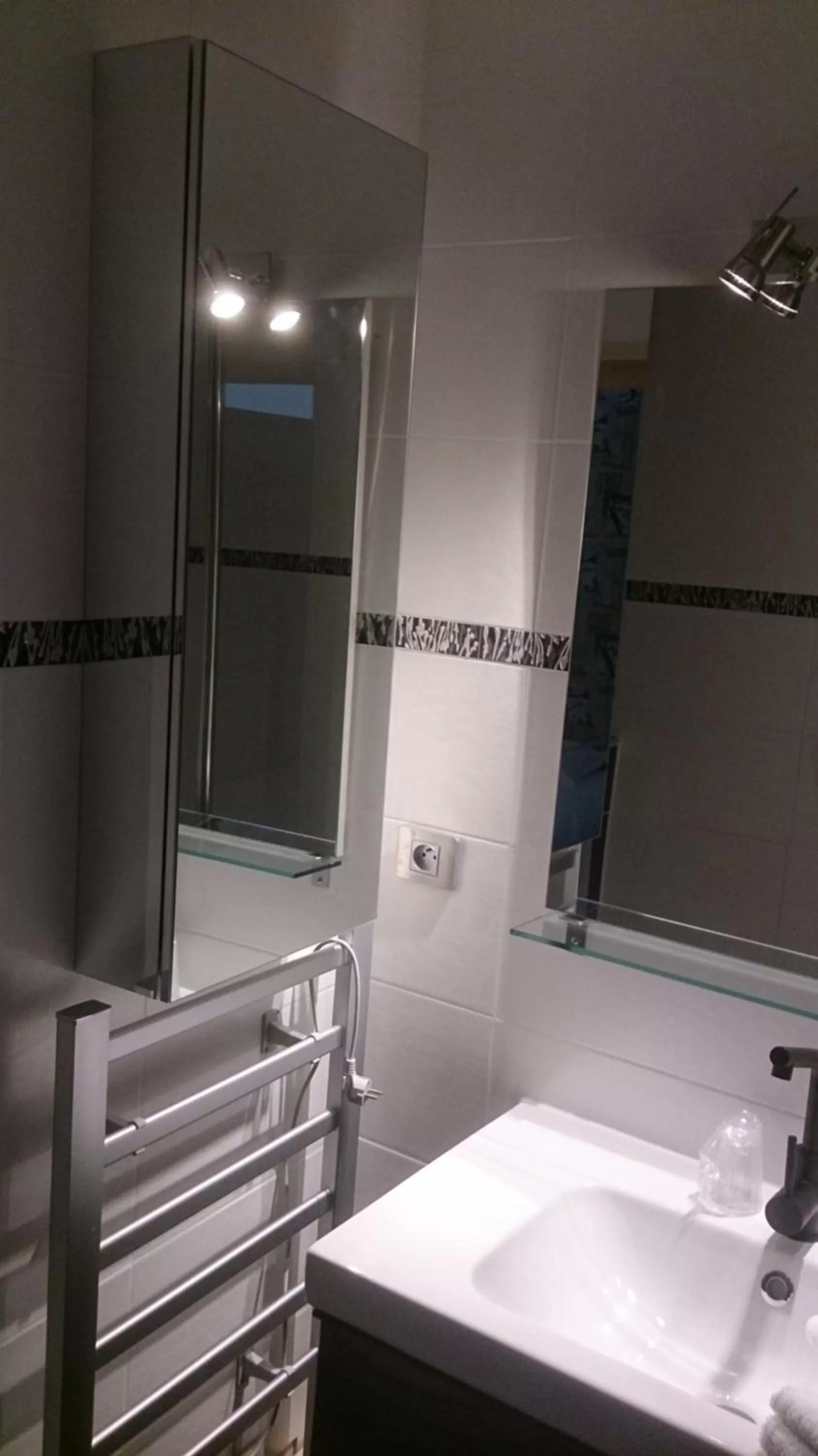 Bathroom in Hôtel Rent