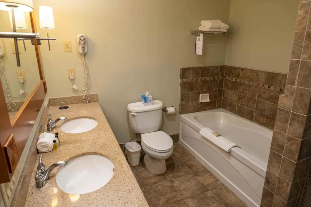 Shower in The Appalachian at Mountain Creek