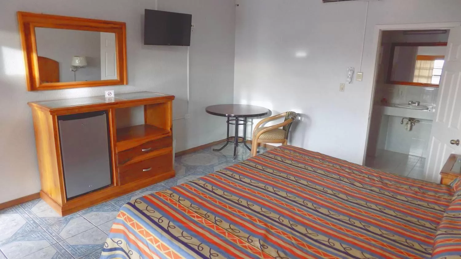 Bed in Hotel del Camino