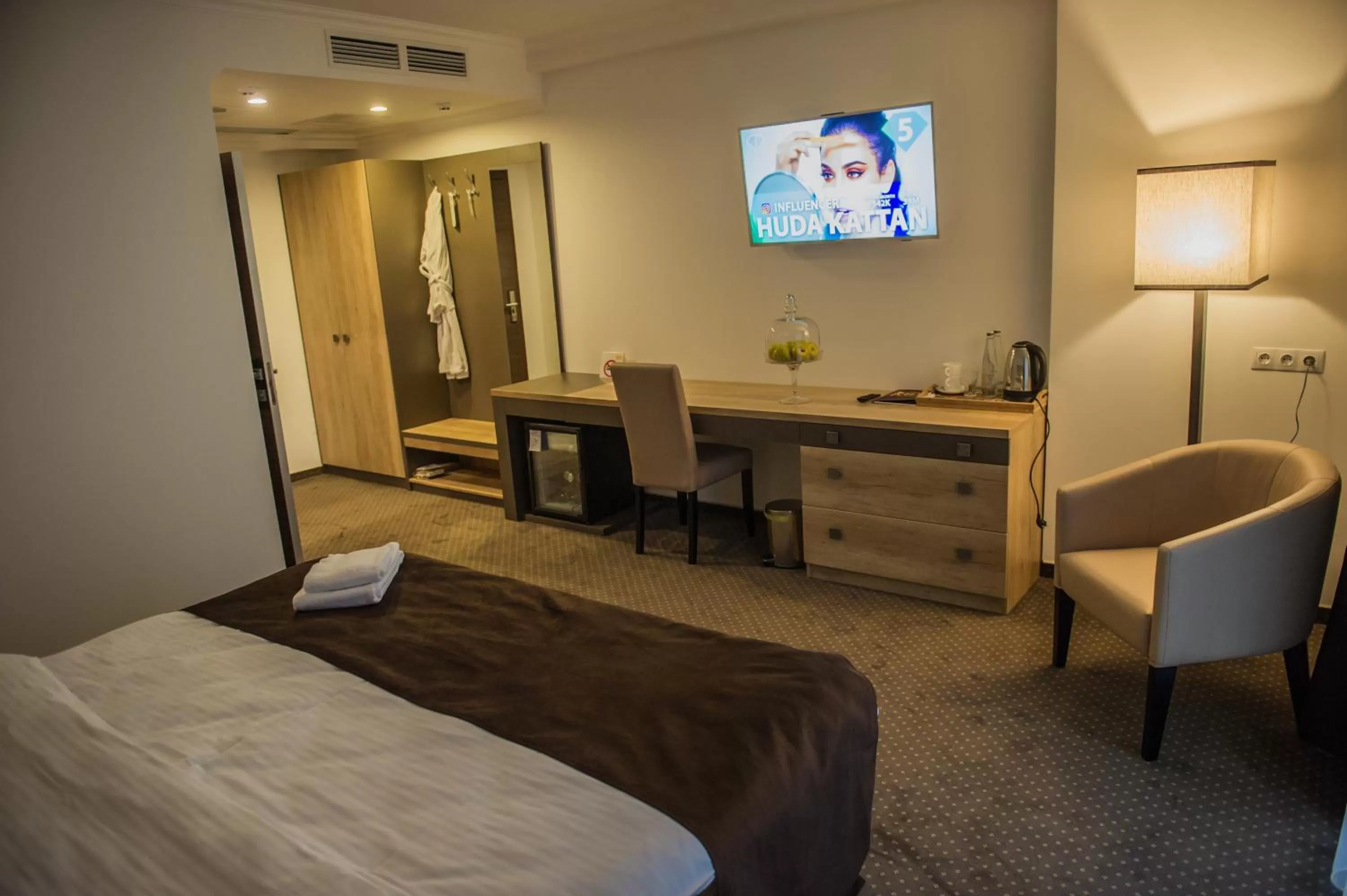 TV and multimedia, Bed in Bernardazzi Grand Hotel