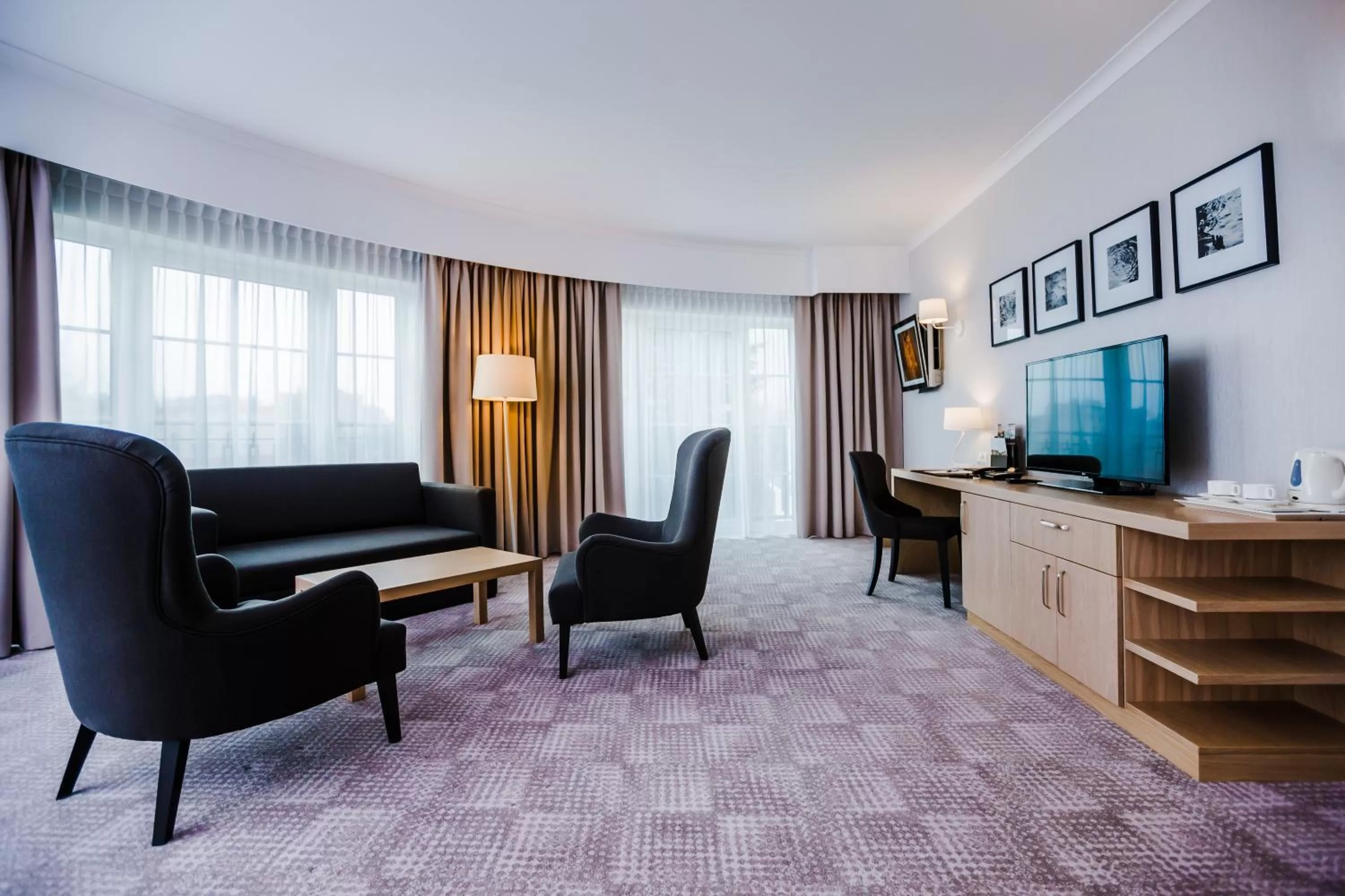 Photo of the whole room, Seating Area in Hotel Sokół Wellness & SPA