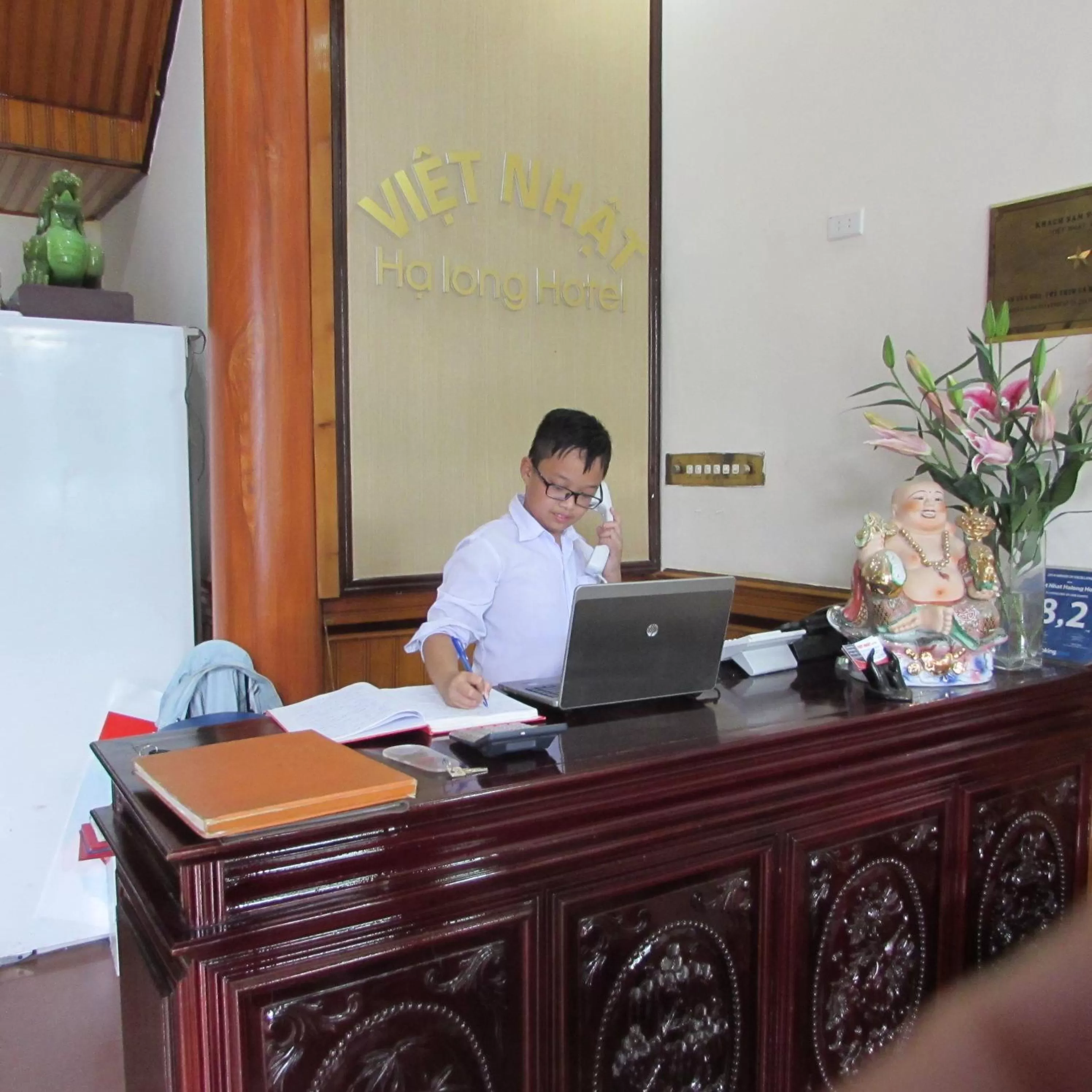 Lobby or reception in Viet Nhat Halong Hotel - Bai Chay