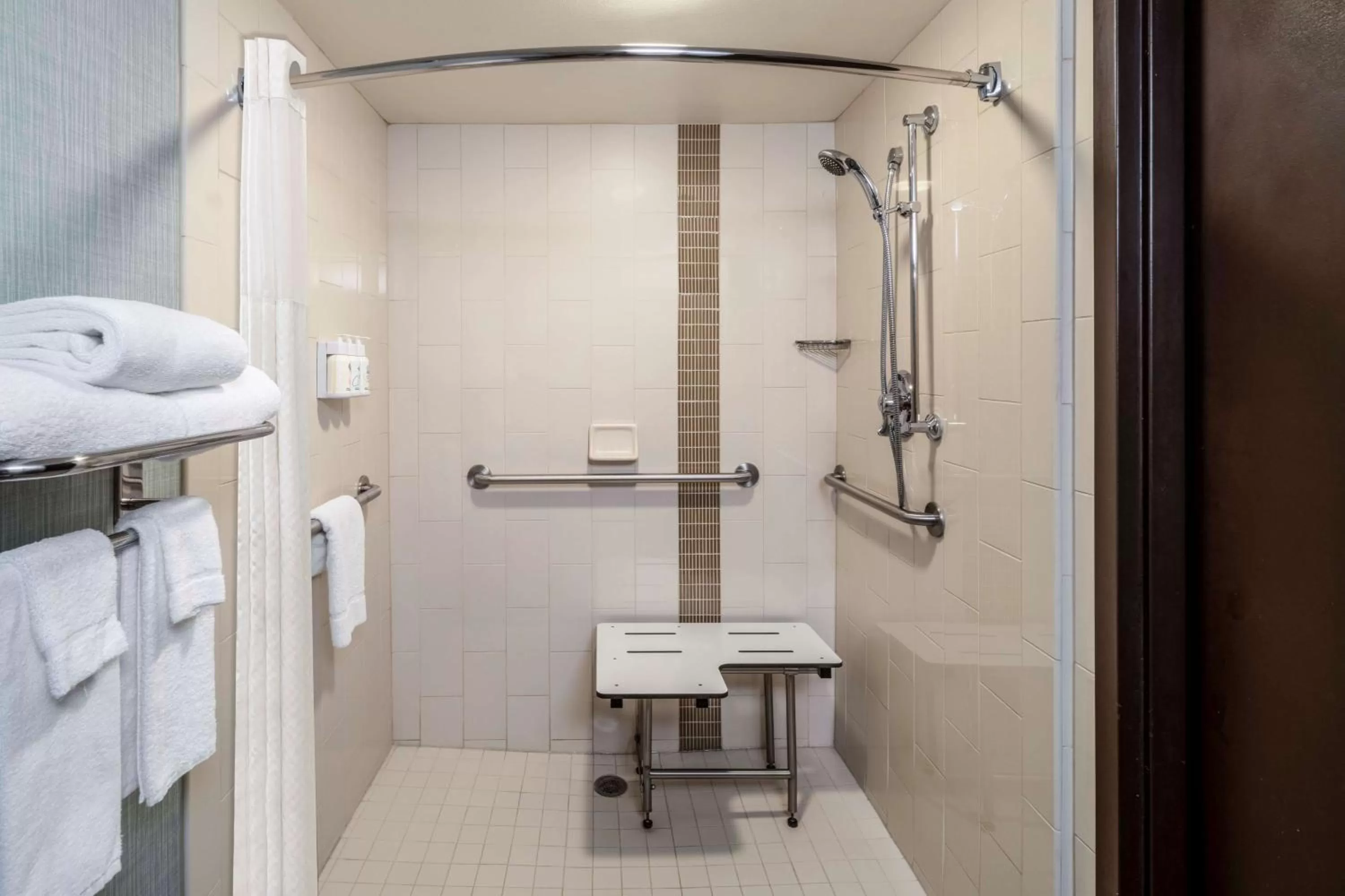 Shower in Sonesta Select Austin North Central