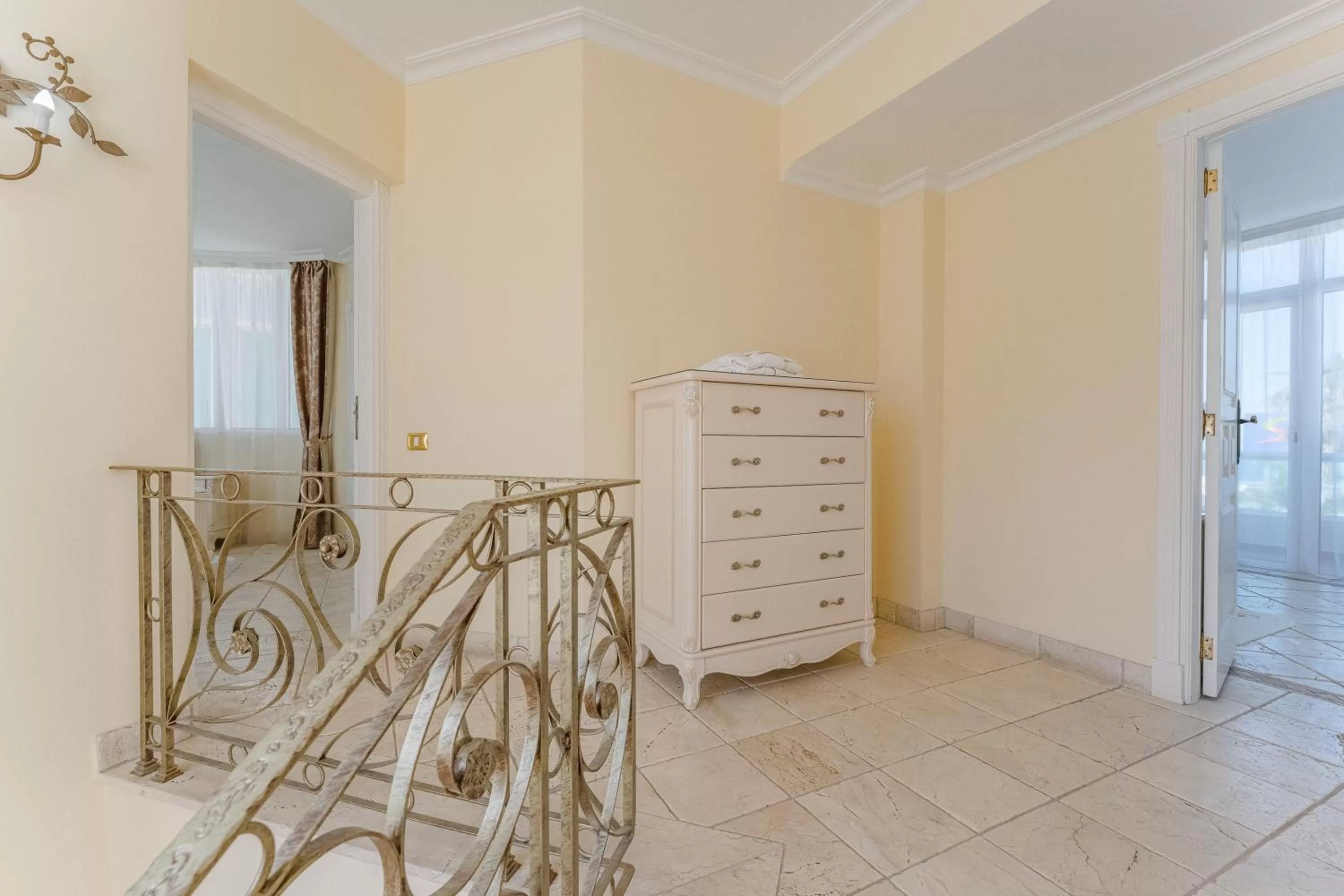 Bedroom in Flamingo Suites Boutique Hotel