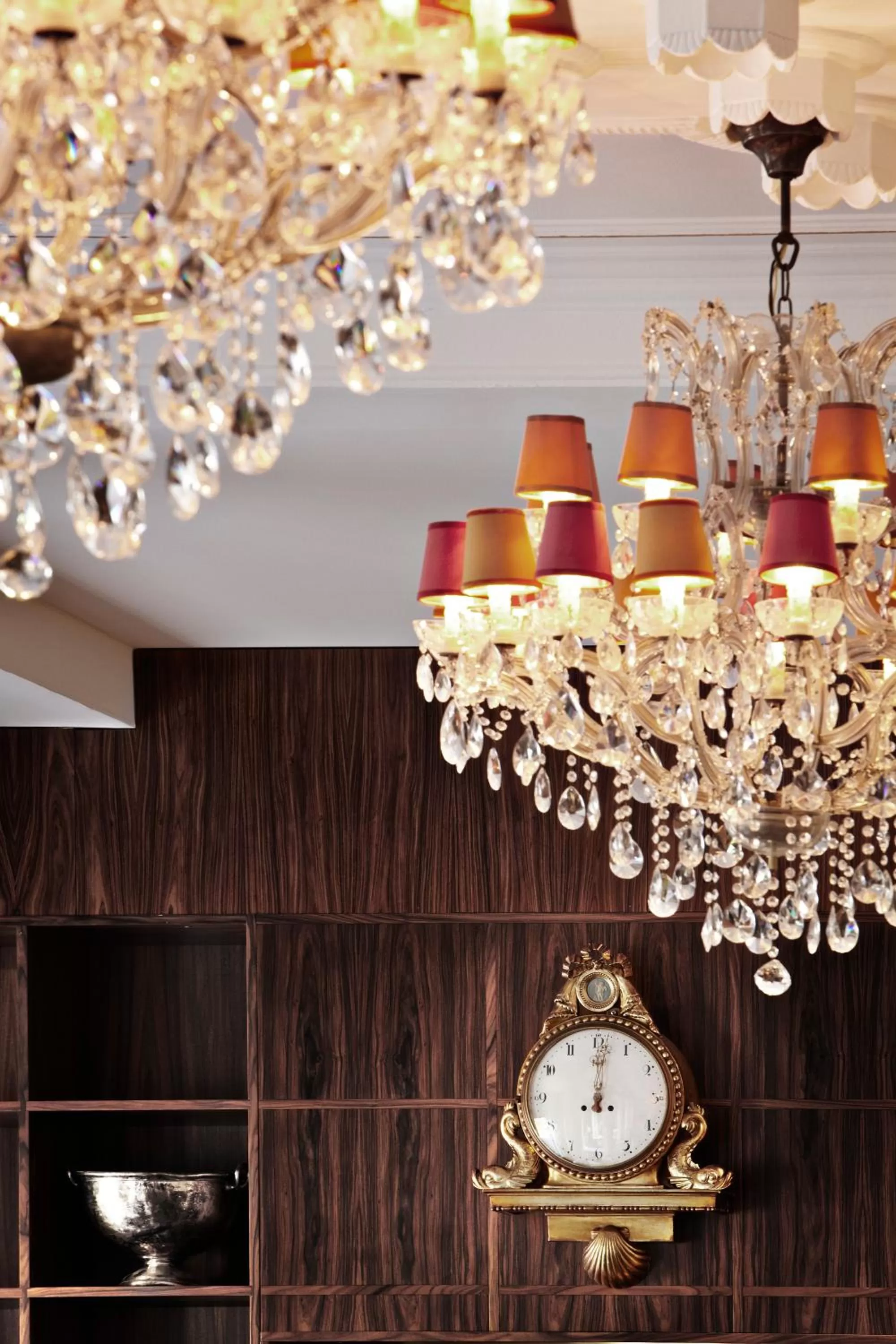 Restaurant/places to eat in First Hotel Grand