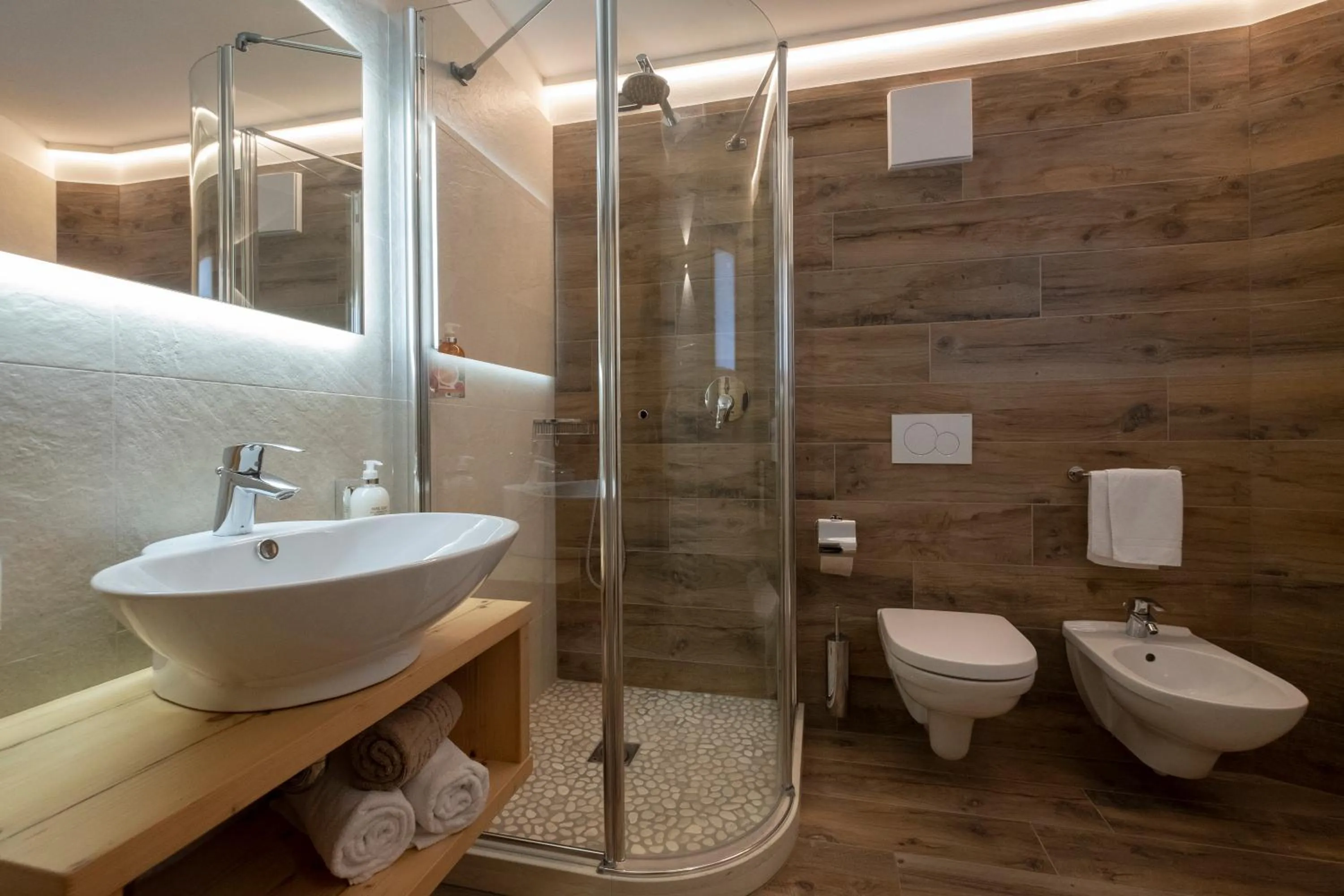 Superior Double or Twin Room with Spa Access in Hotel Nele