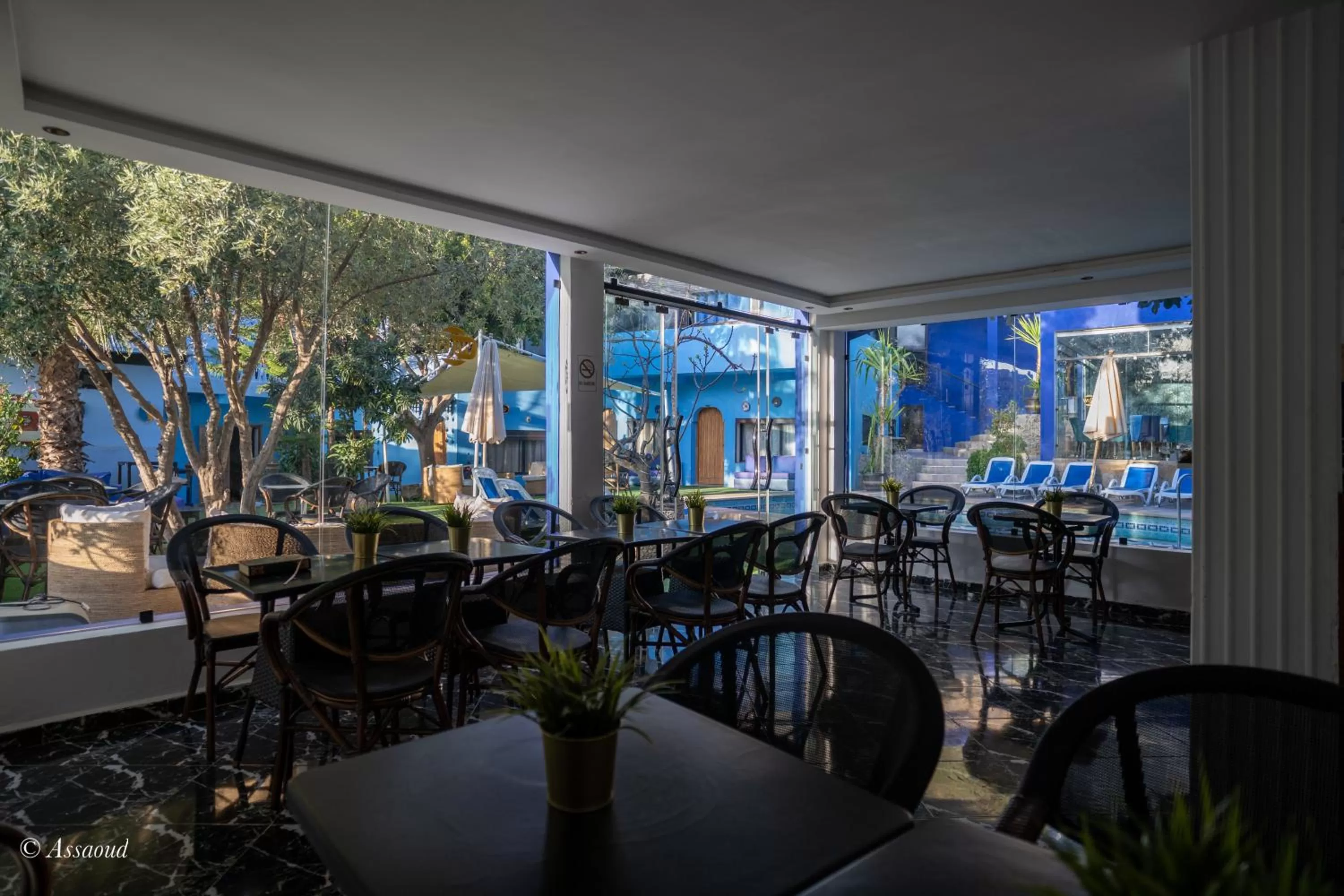 Restaurant/Places to Eat in Hôtel ZIRYAB