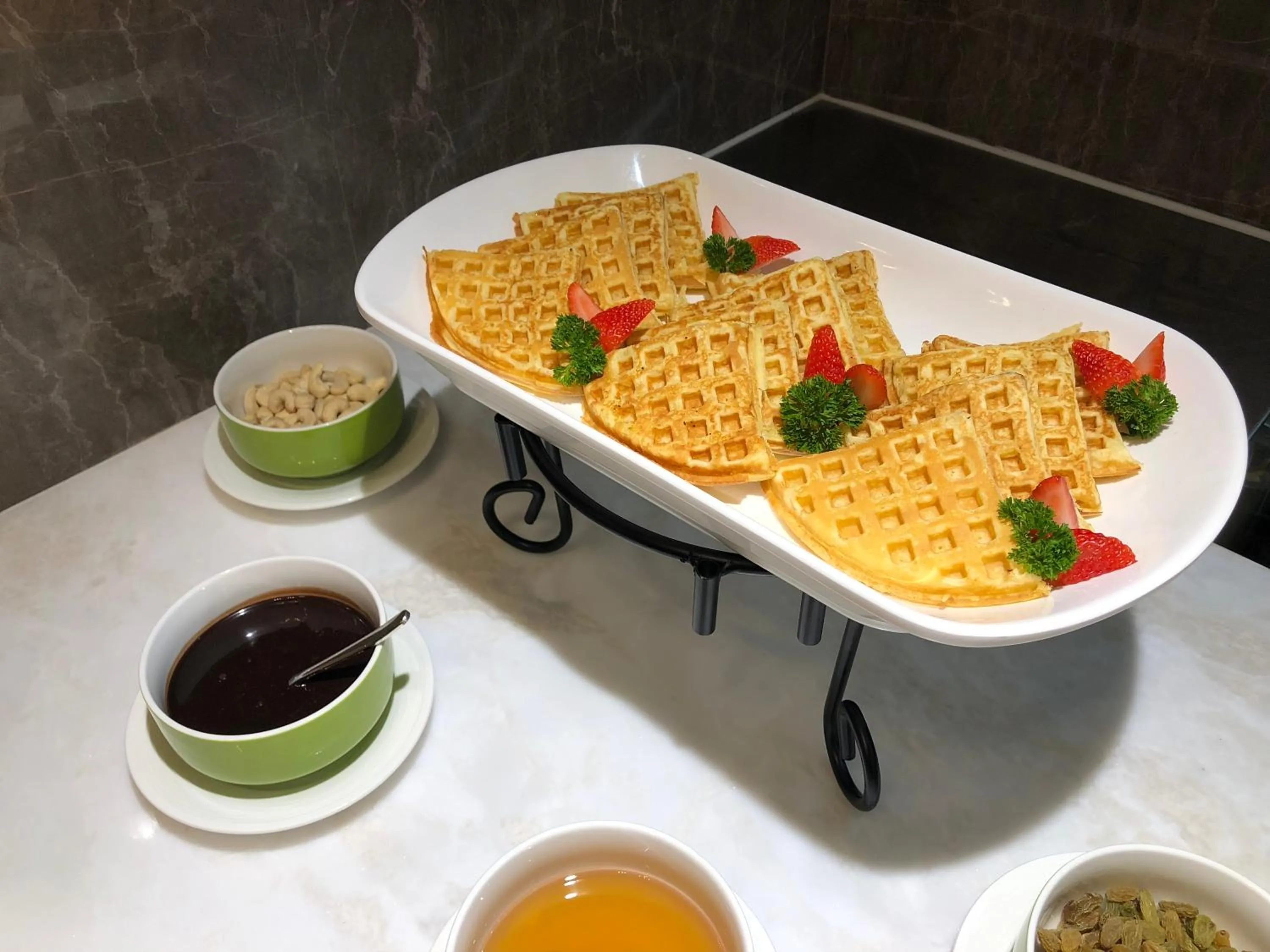 Breakfast in Hampton by Hilton Guangzhou Tianhe Sports Center
