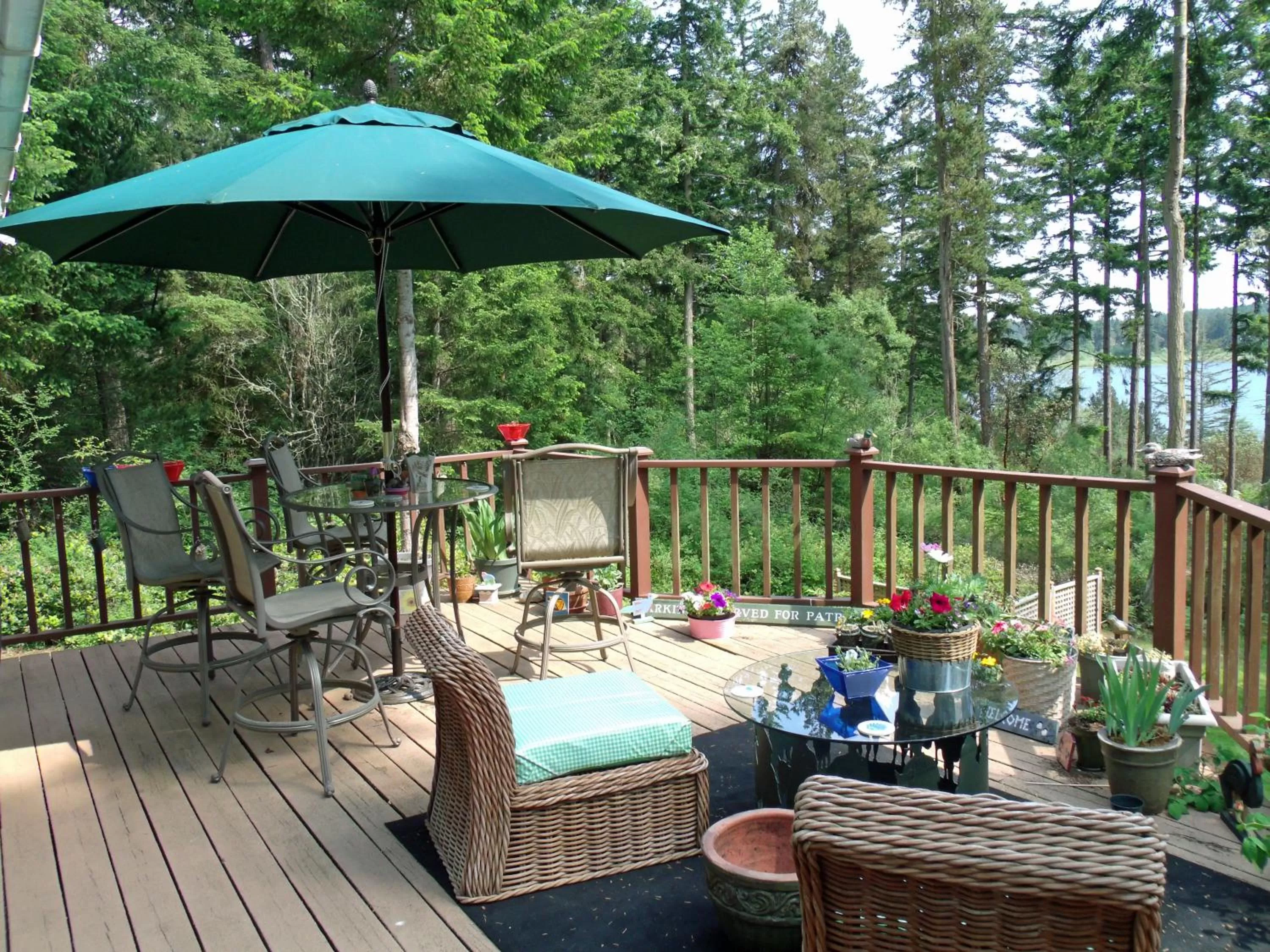 Balcony/Terrace in Inn to the Woods