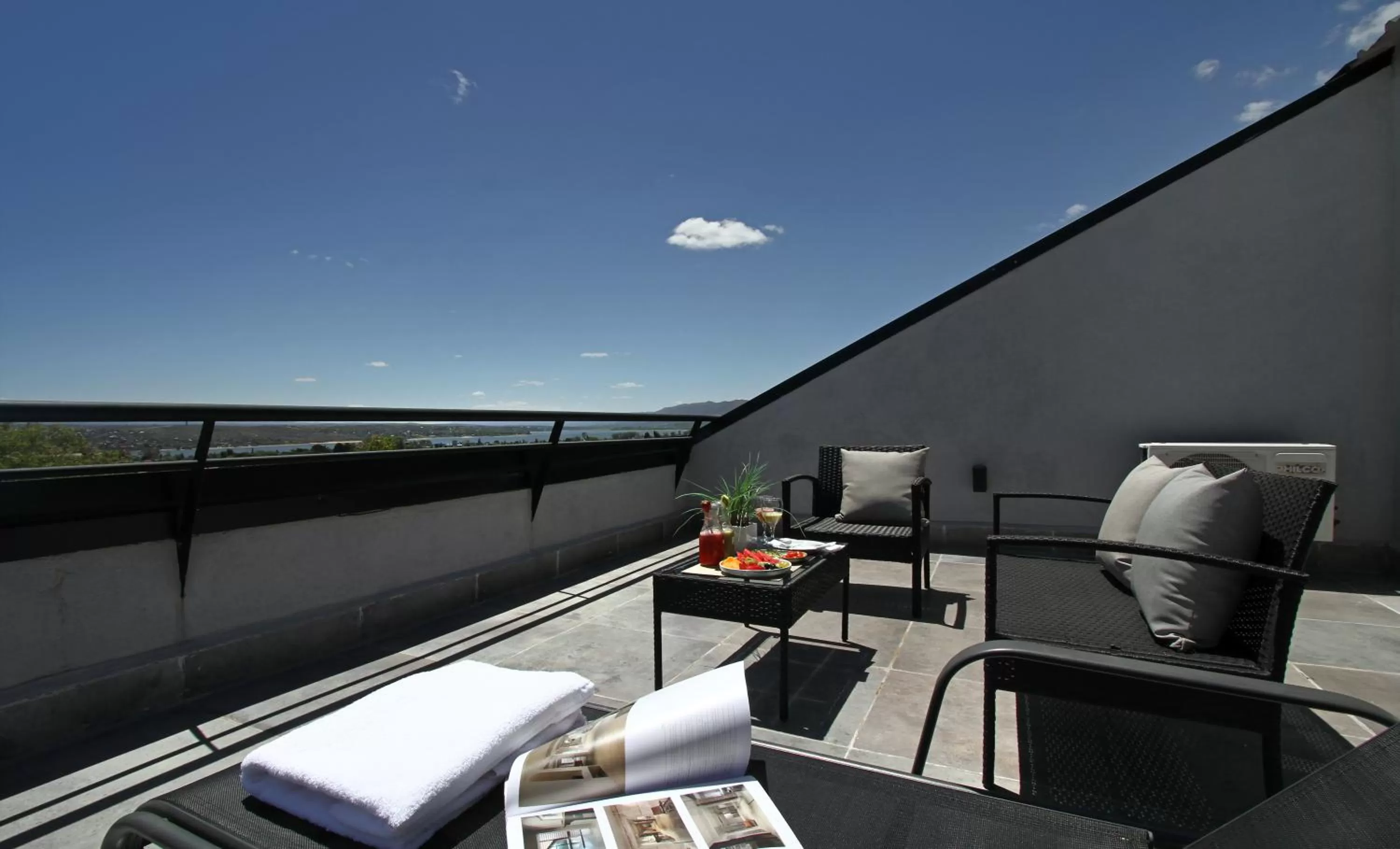 Day in Pinares Panorama Suites, Spa & Convention Center