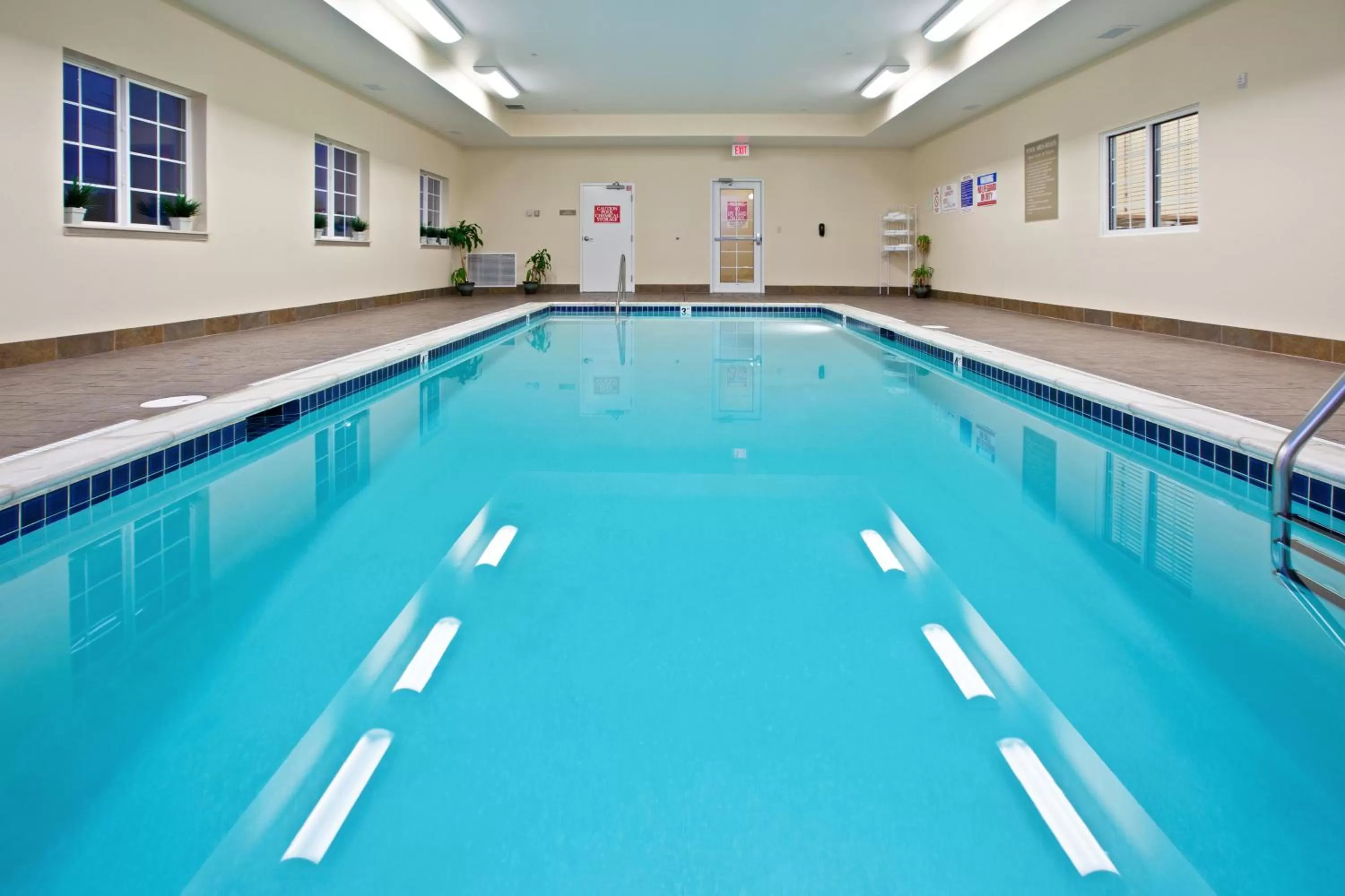 Swimming pool in Candlewood Suites Louisville North by IHG