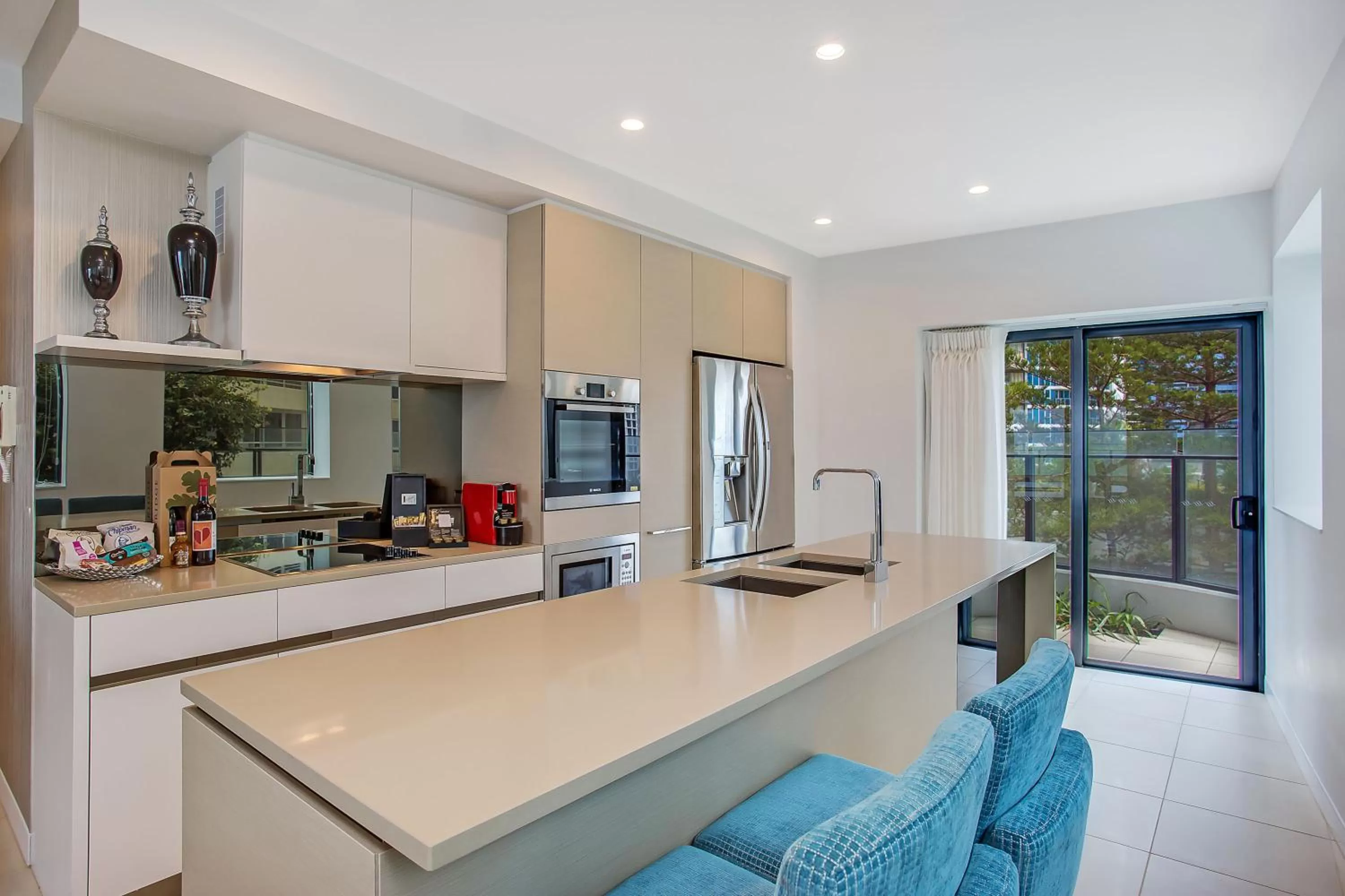 Kitchen or kitchenette in Peppers Soul Surfers Paradise