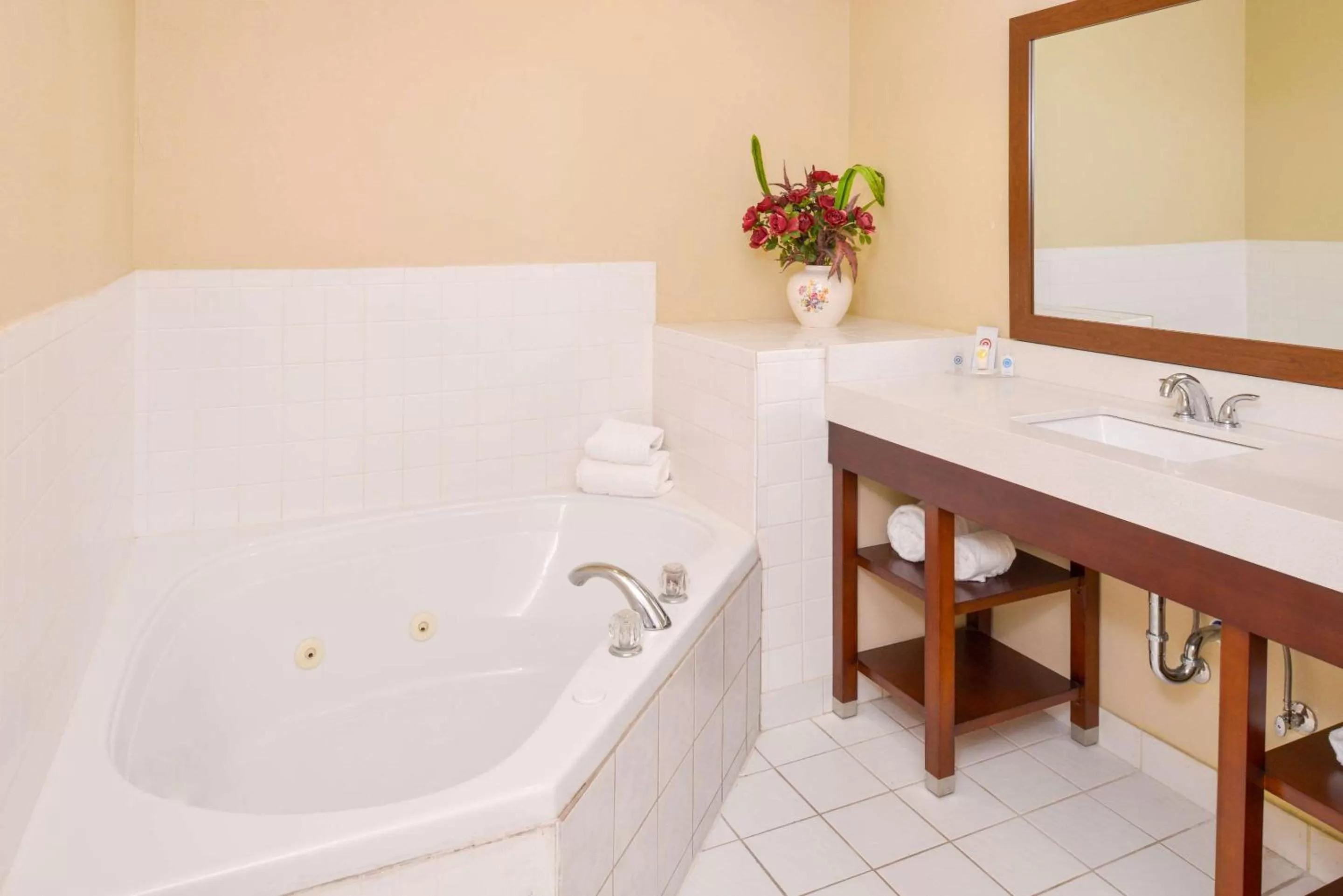 Bathroom in Holiday Inn Express & Suites Joplin Southeast by IHG