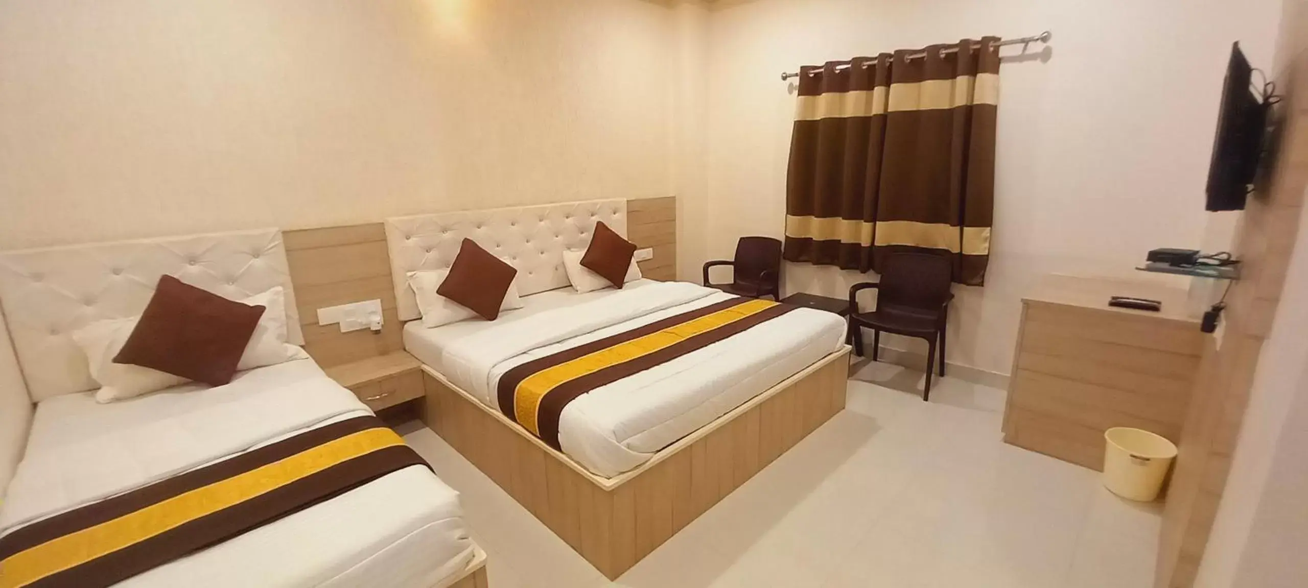 Triple Room with Garden View in Sanjog Resort Triple Room with Garden View in Sanjog Resort