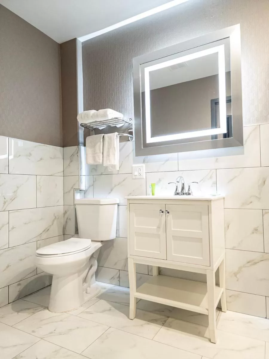 Bathroom in Wheeler Hotel