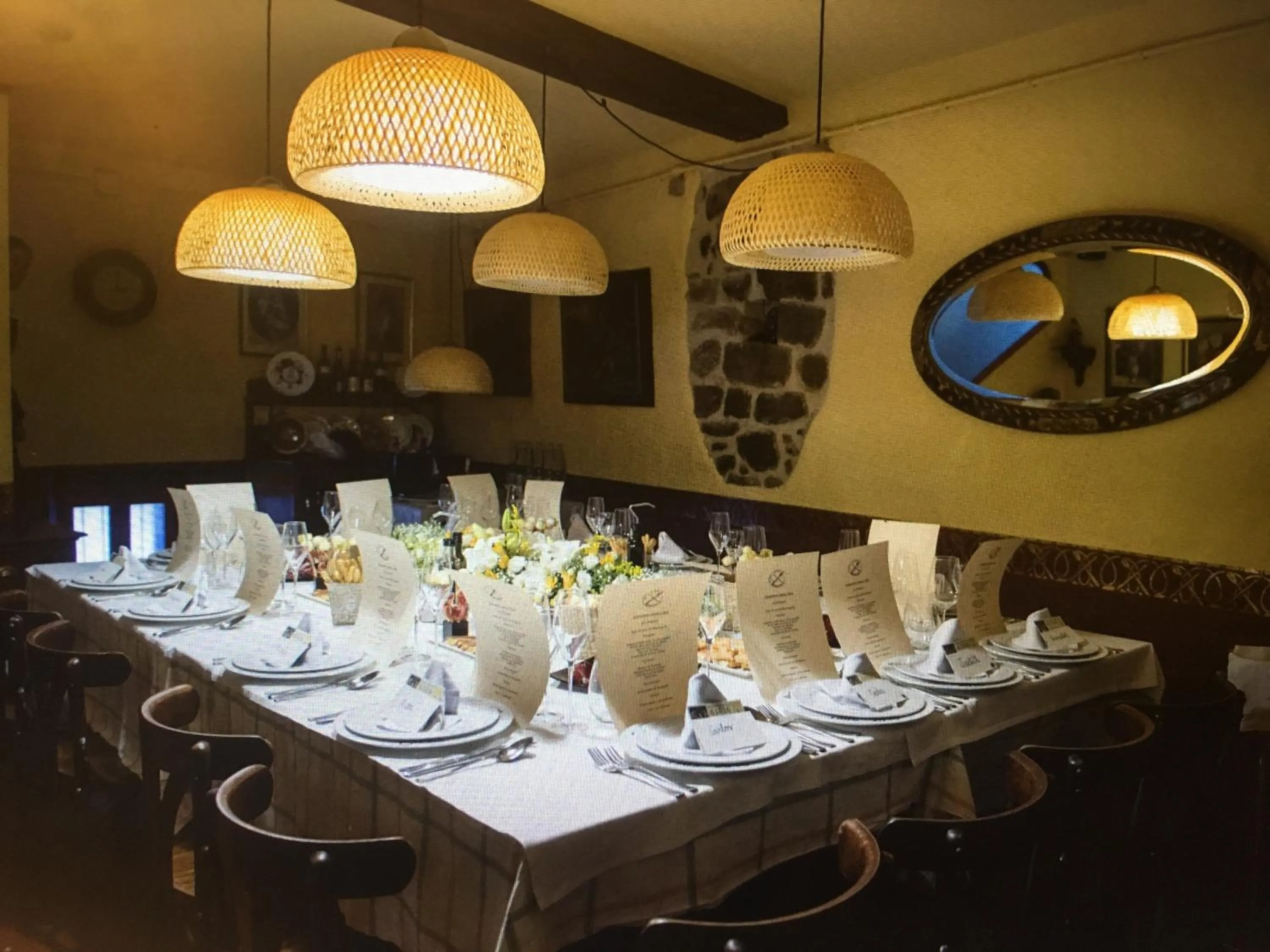 Restaurant/places to eat in Hotel Cal Sastre