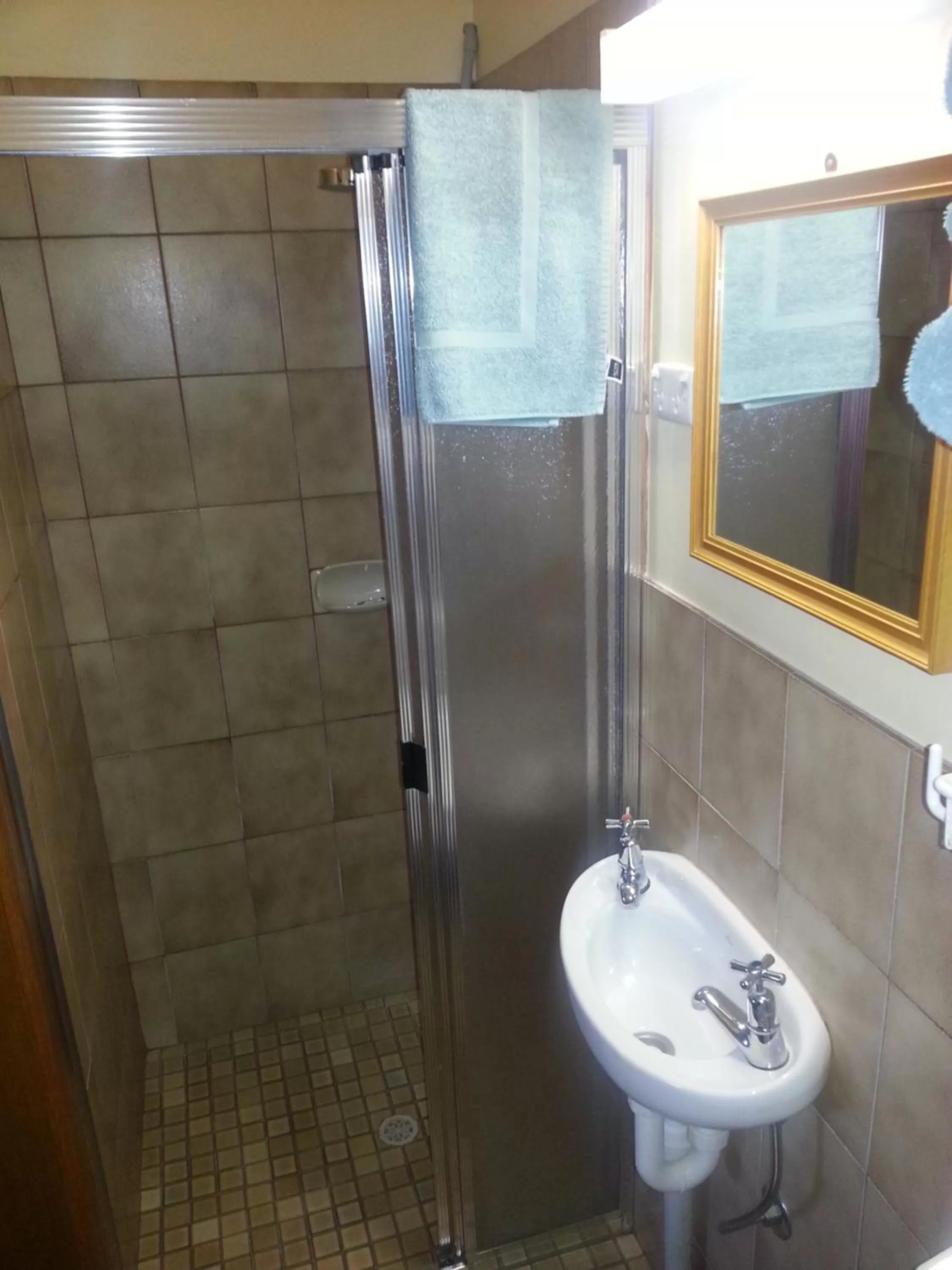 Bathroom in Sonbern Lodge Motel