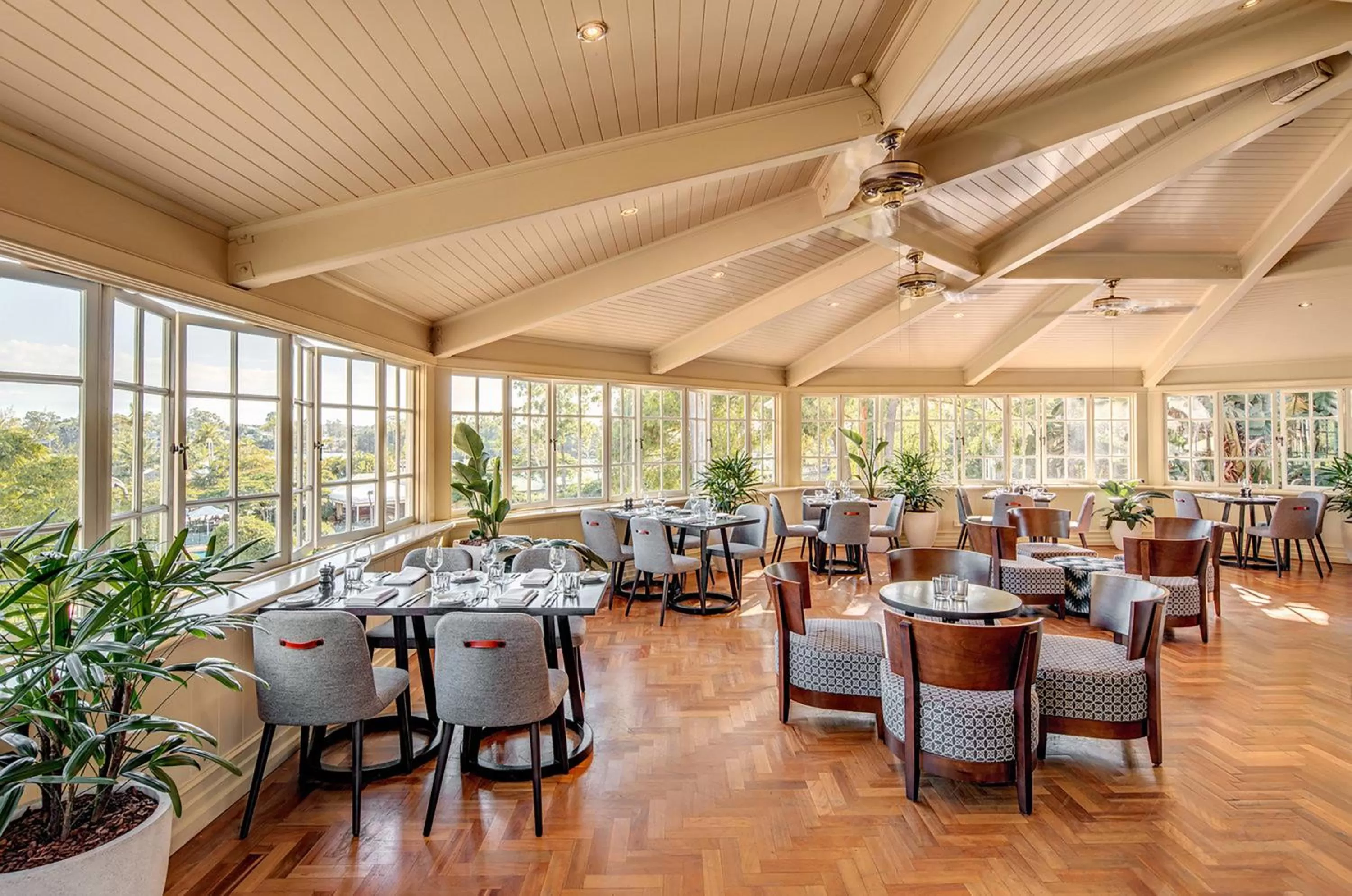 Restaurant/places to eat in InterContinental Sanctuary Cove Resort by IHG