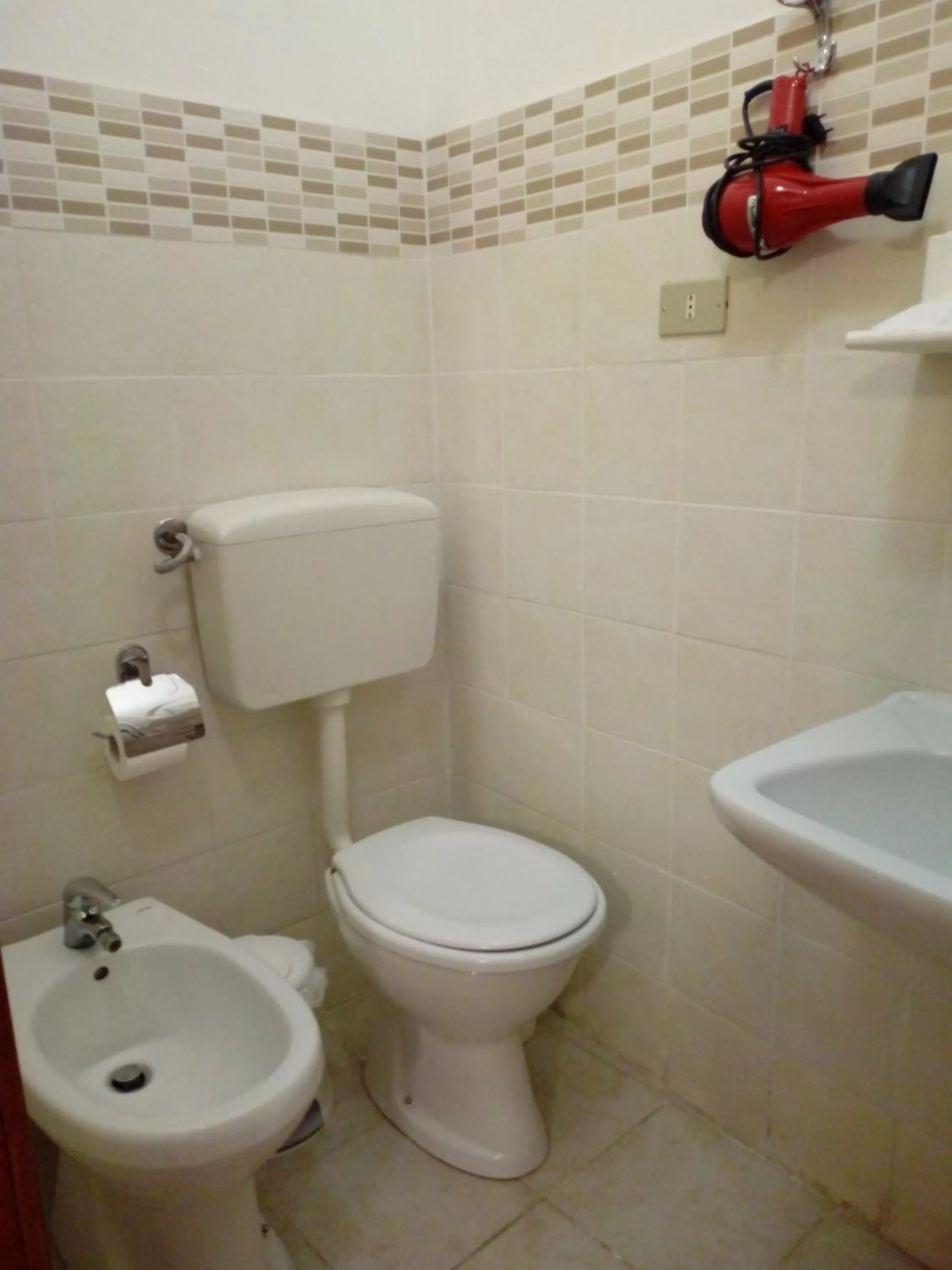 Bathroom in B&B Le Lumìe "Il Cortiletto Del Centro"