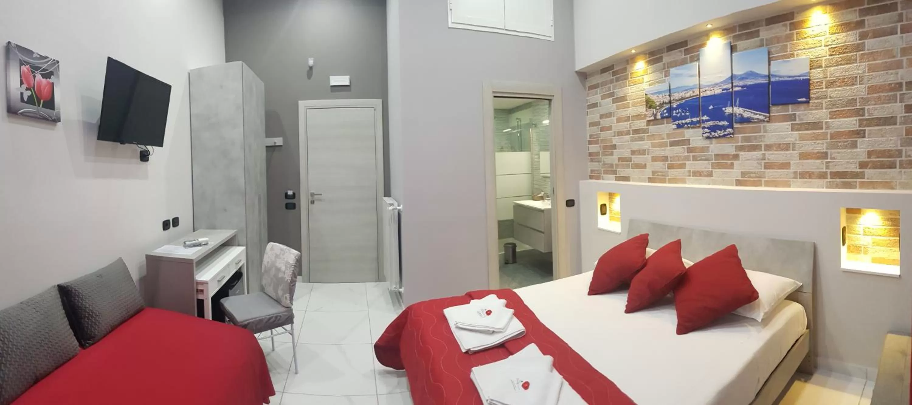 Triple Room with Balcony - single occupancy in May Dream