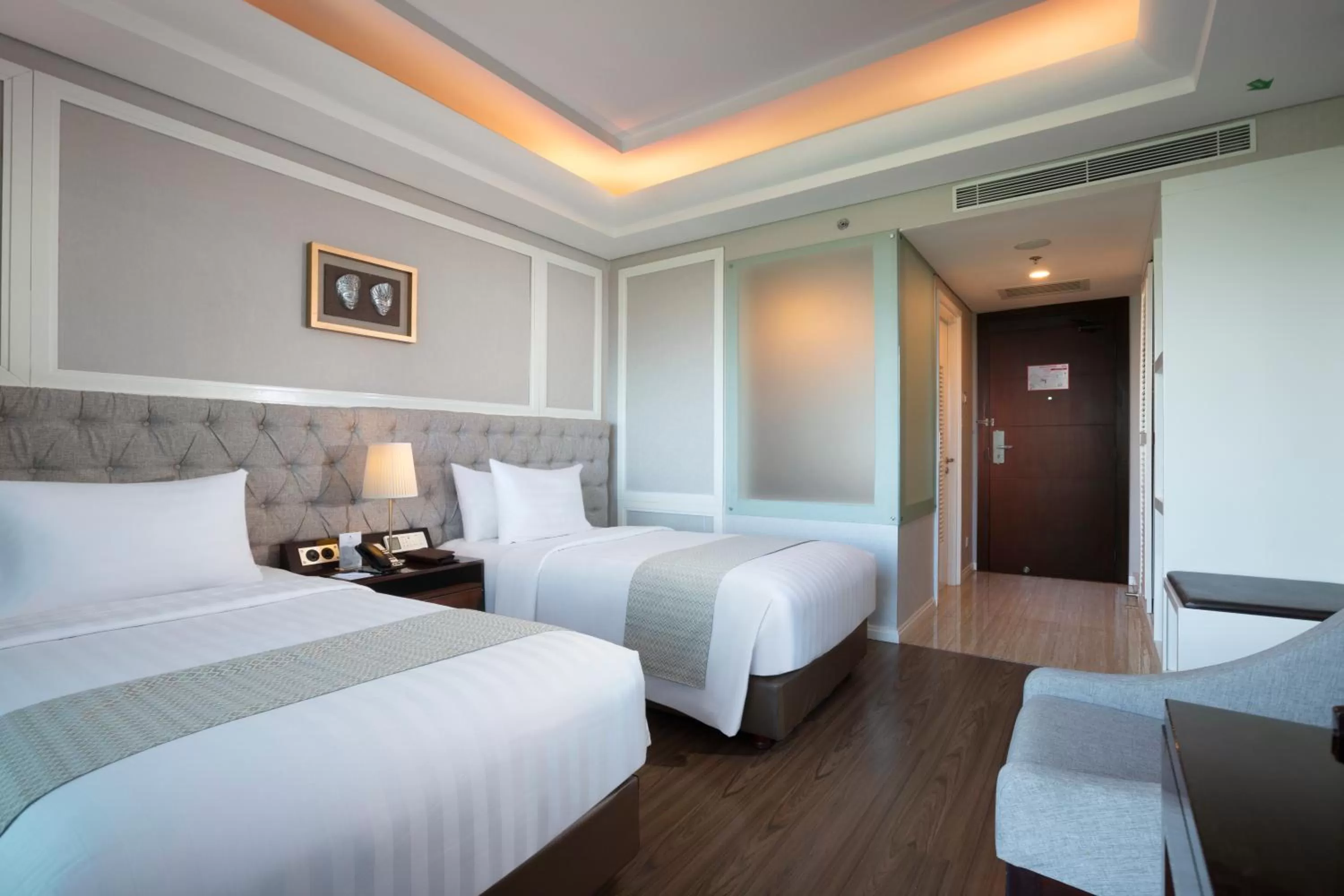 Bedroom, Bed in Wyndham Panbil Batam