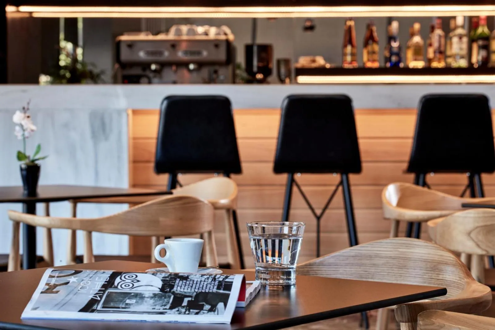 Restaurant/places to eat in Candia Hotel