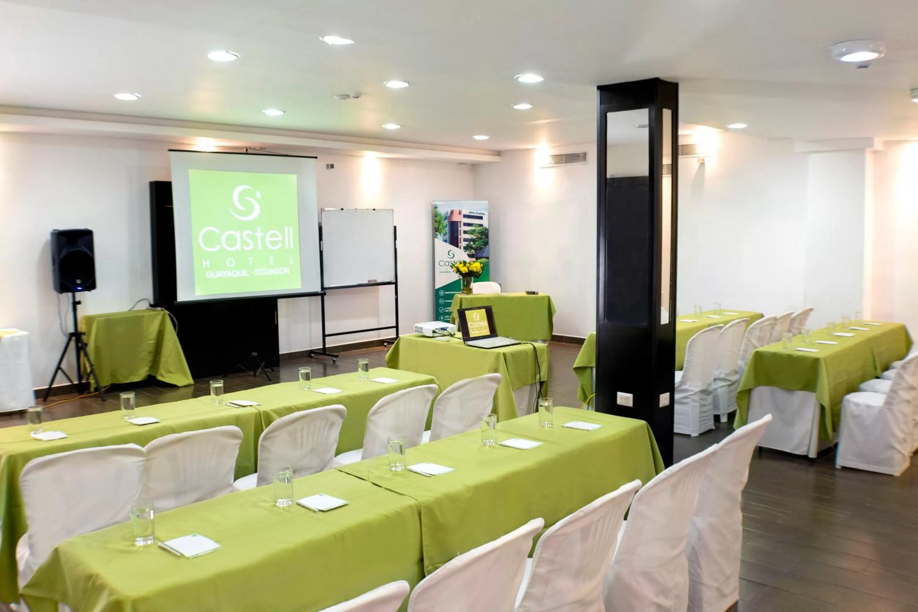 Business Area/Conference Room in Hotel Castell