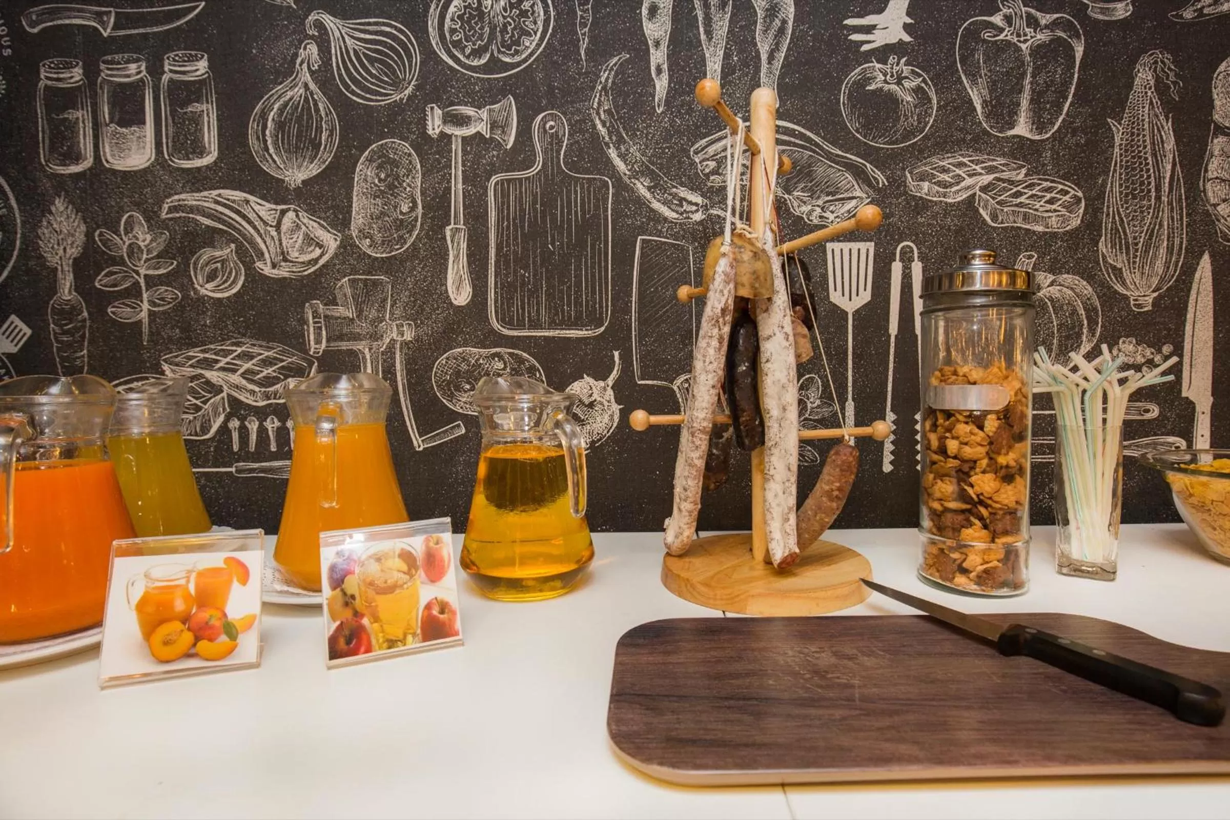 Buffet breakfast in Yomo Centric