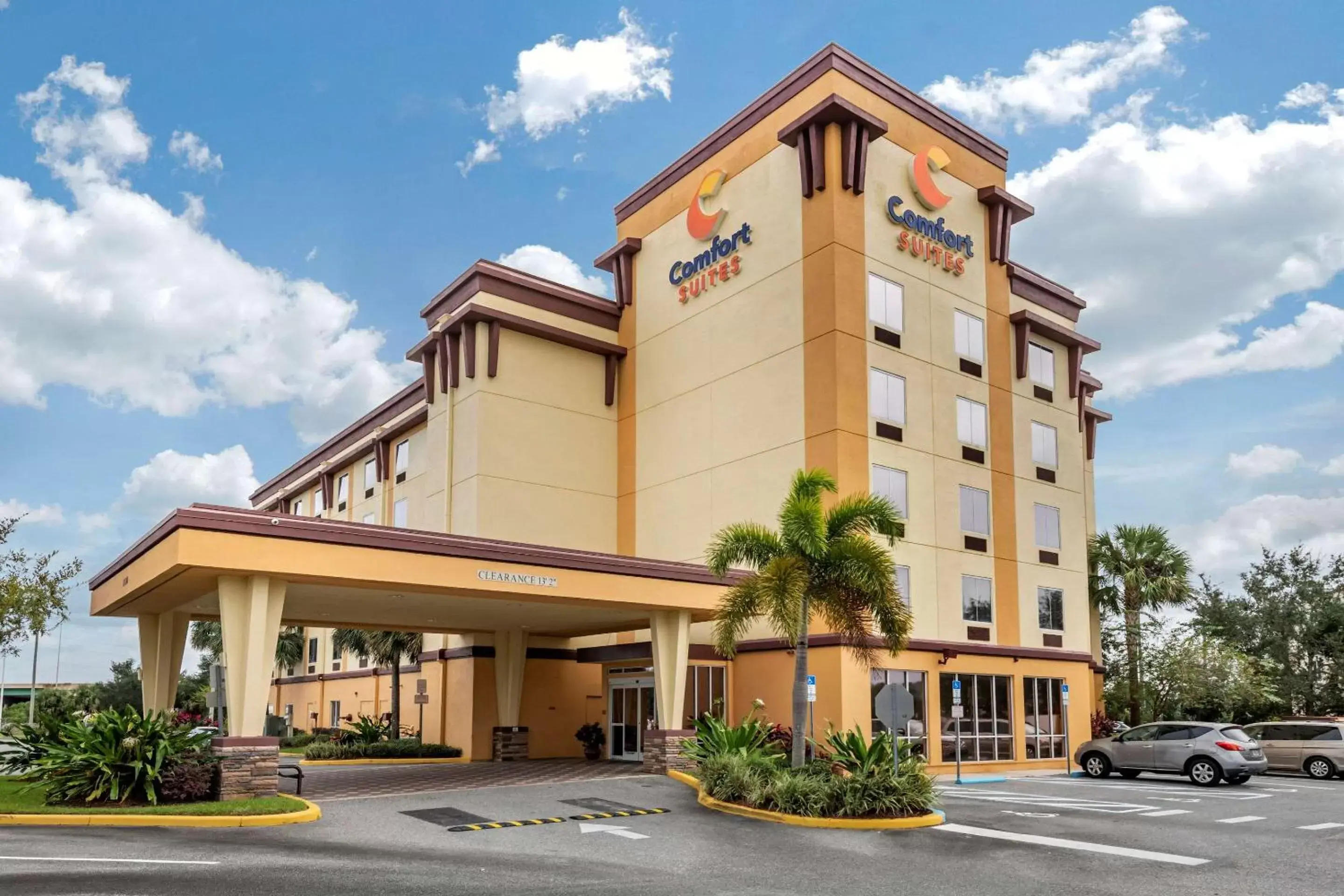Comfort Suites Orlando Airport Comfort Suites Orlando Airport