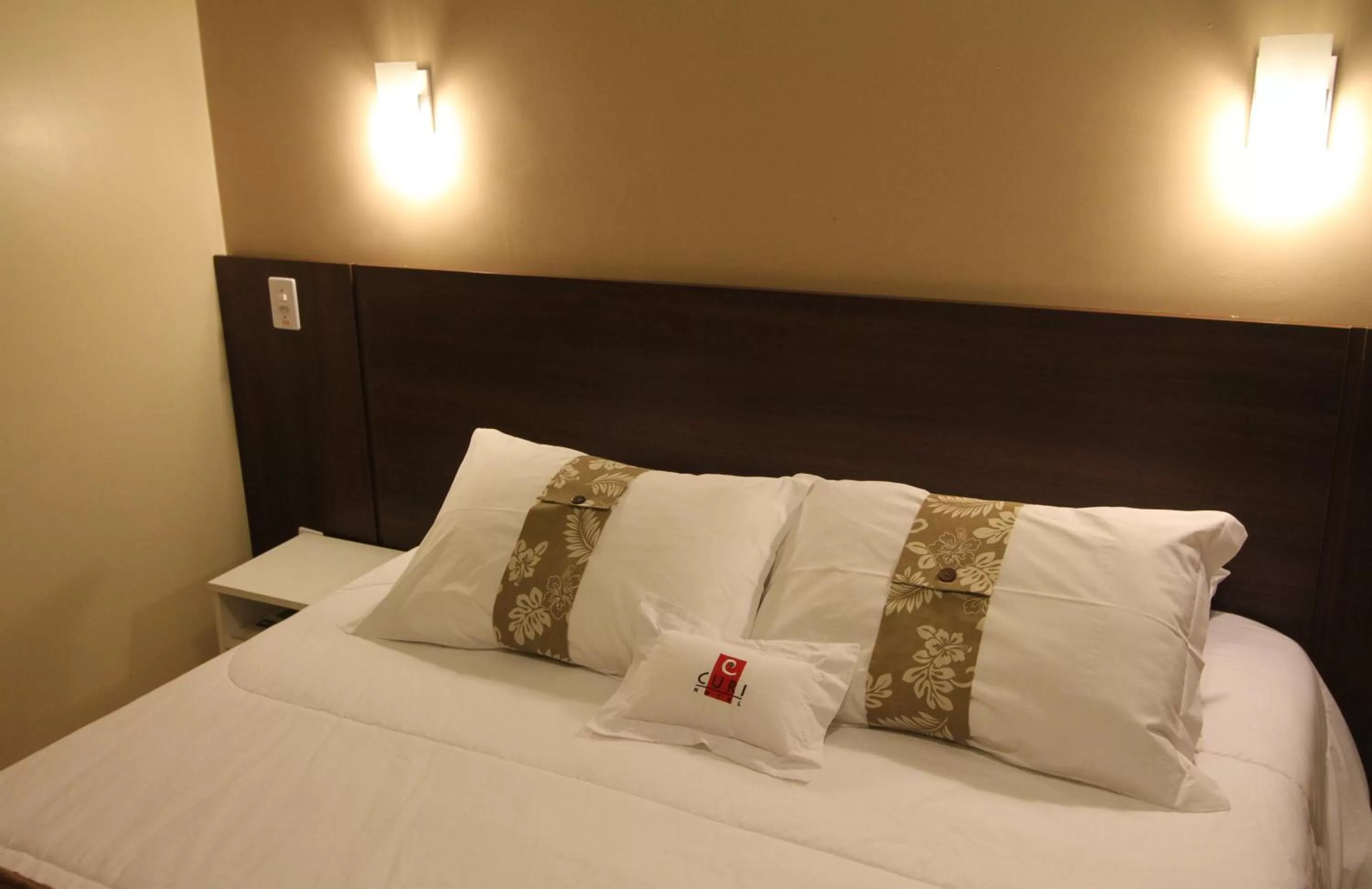 Bedroom, Bed in Hotel Curi Executive