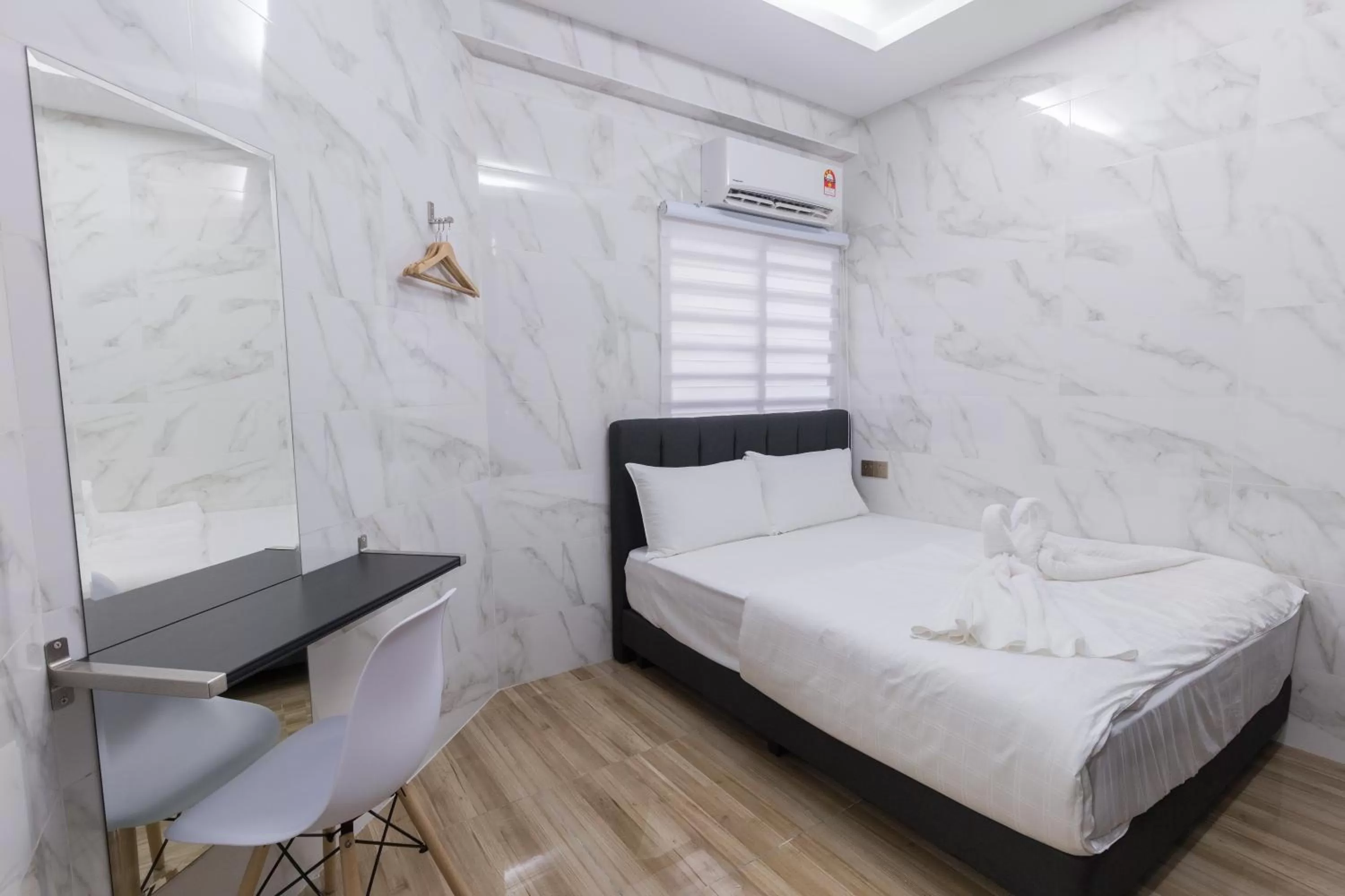 Bed in Lee Luxury Home USM Penang