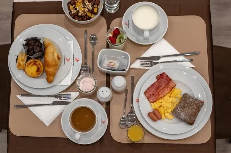 Breakfast in Dinya Lisbon Hotel