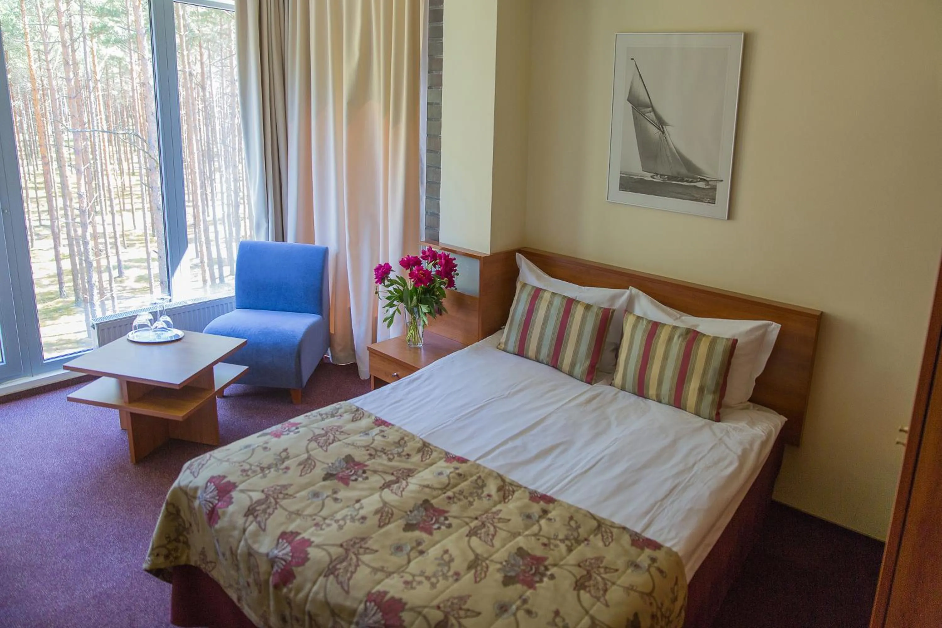 Photo of the whole room, Bed in Meduza Hotel