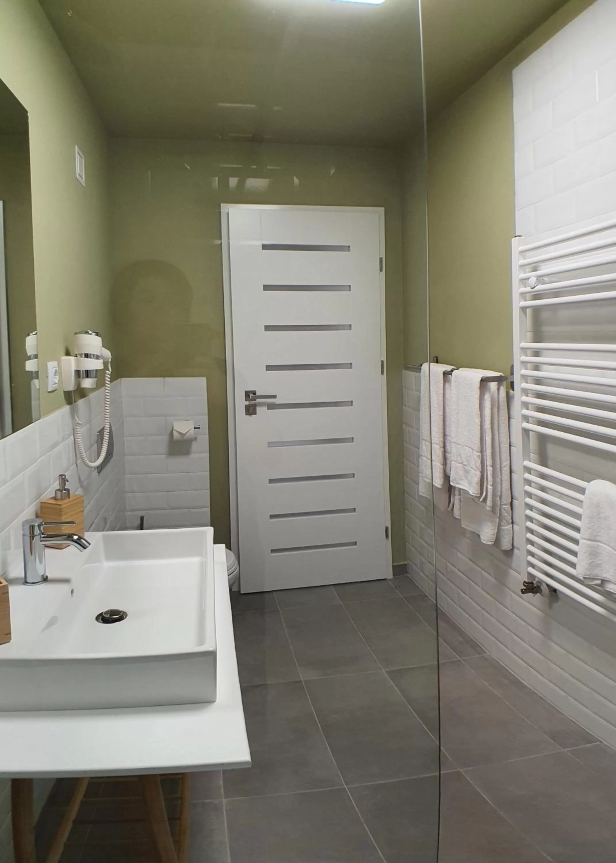 Bathroom in Marida Hotel