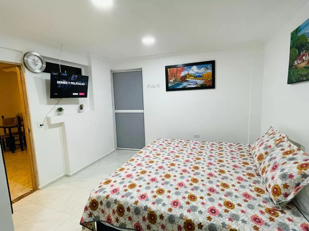 Bed in Hotel Eterna Primavera