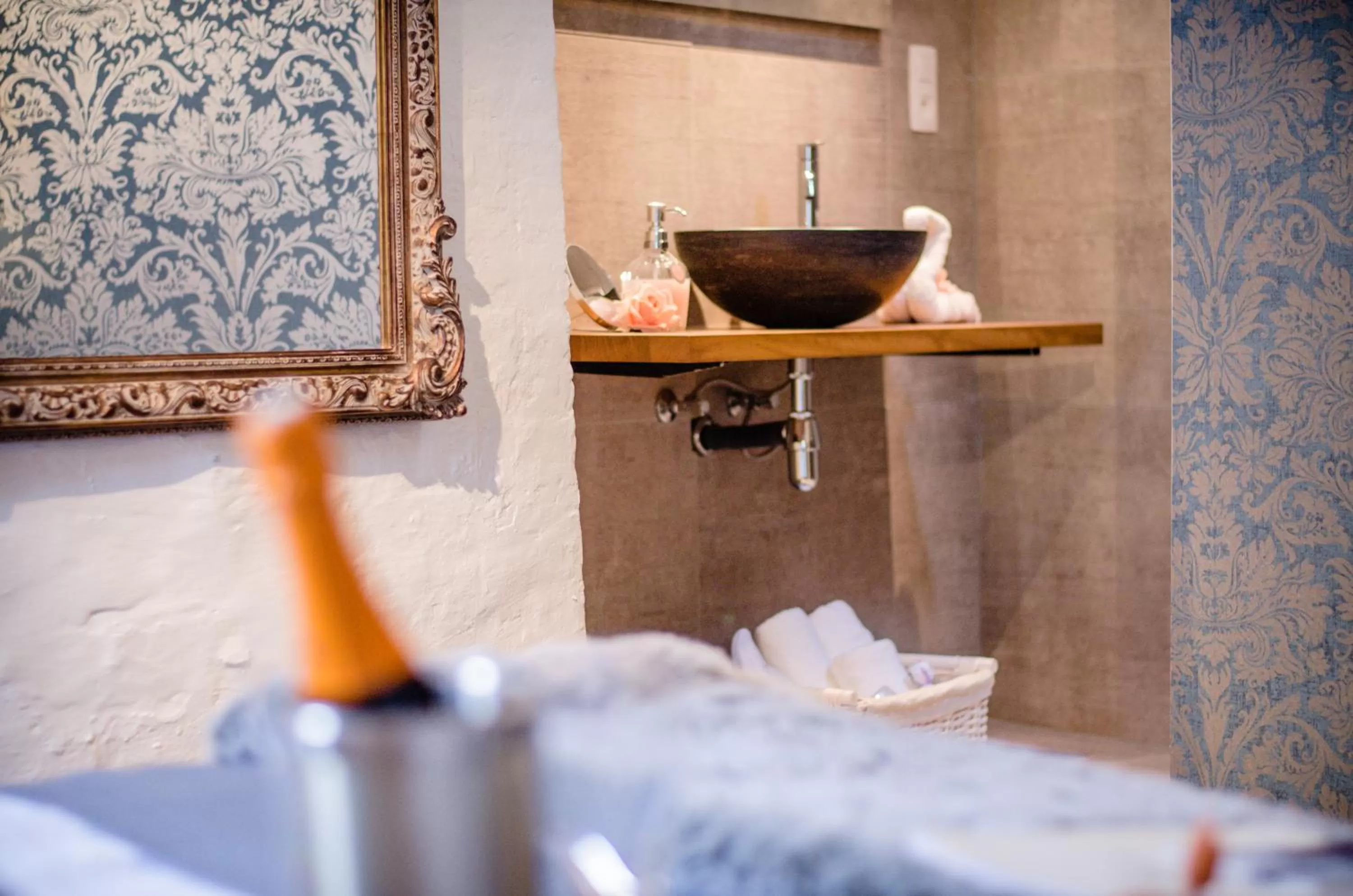 Bathroom in The White Queen B&B