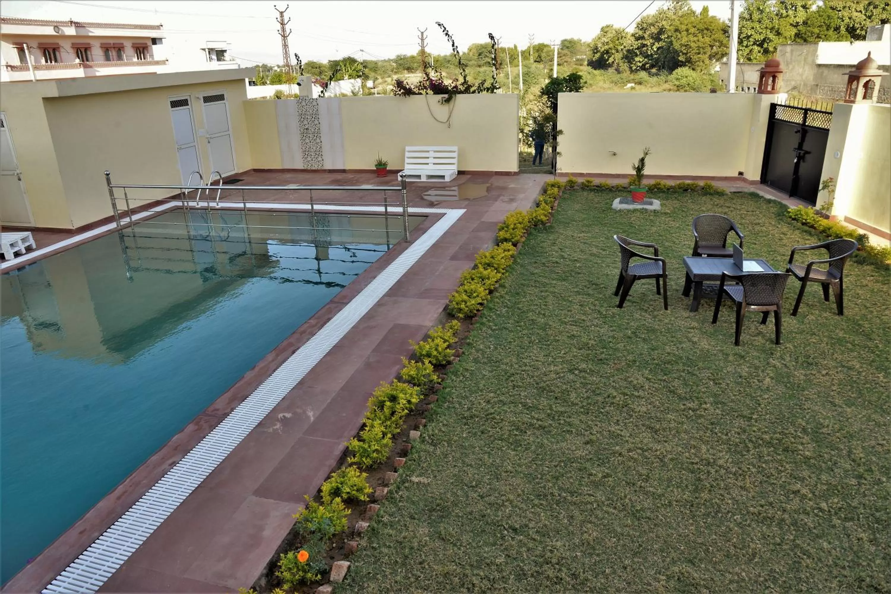 Property building in Omak Tiger Seven